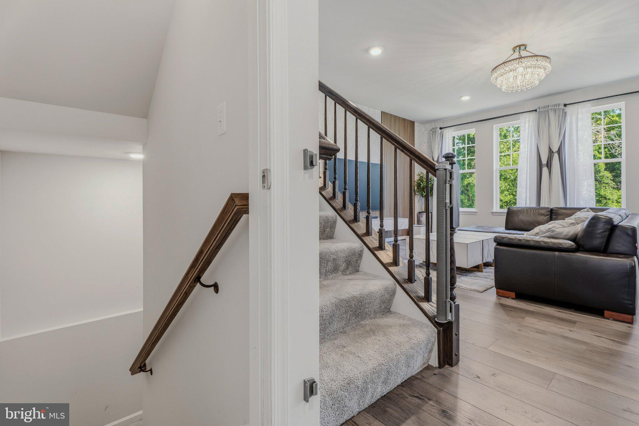 RIDGE - Residential