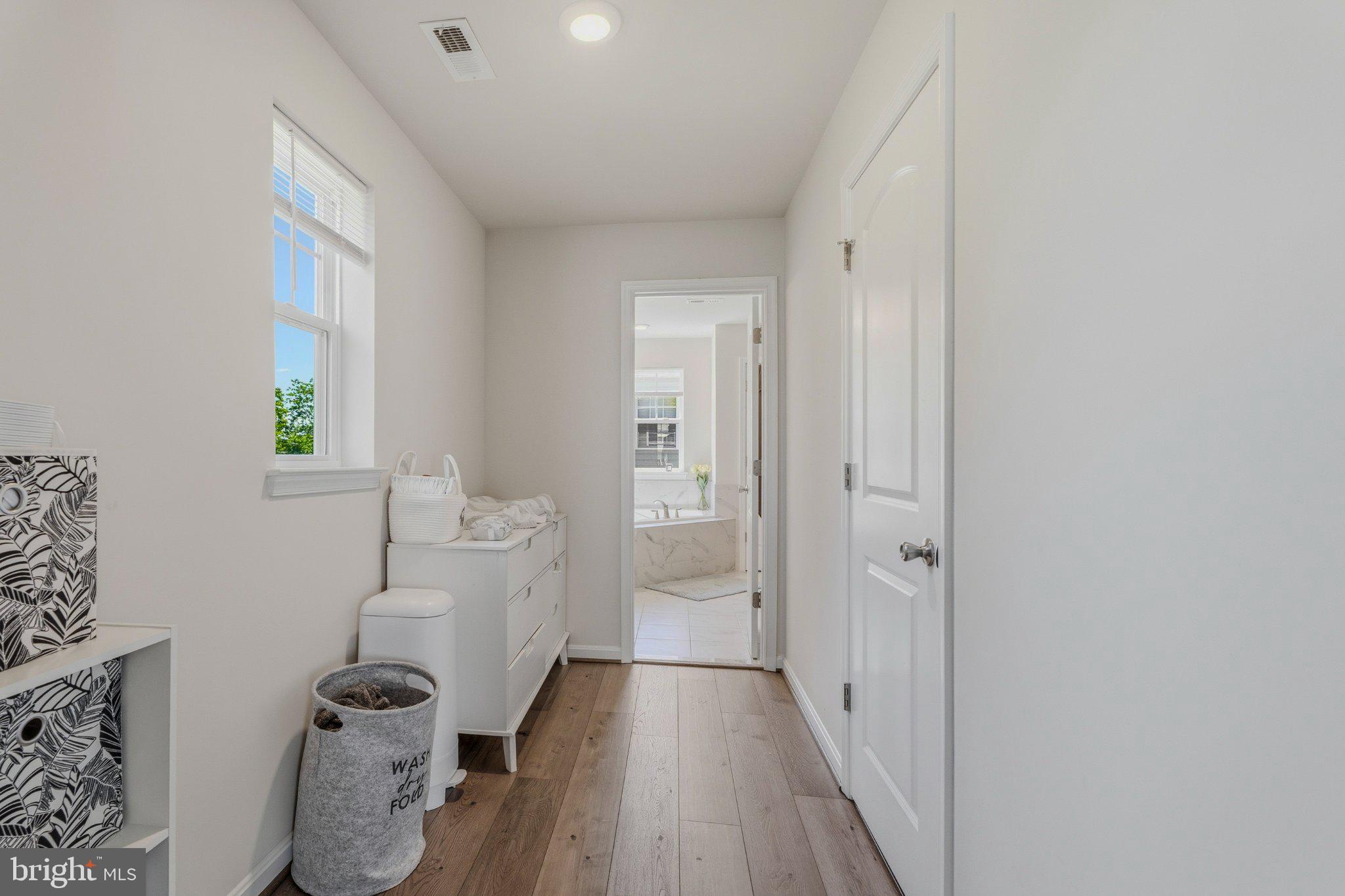 RIDGE - Residential
