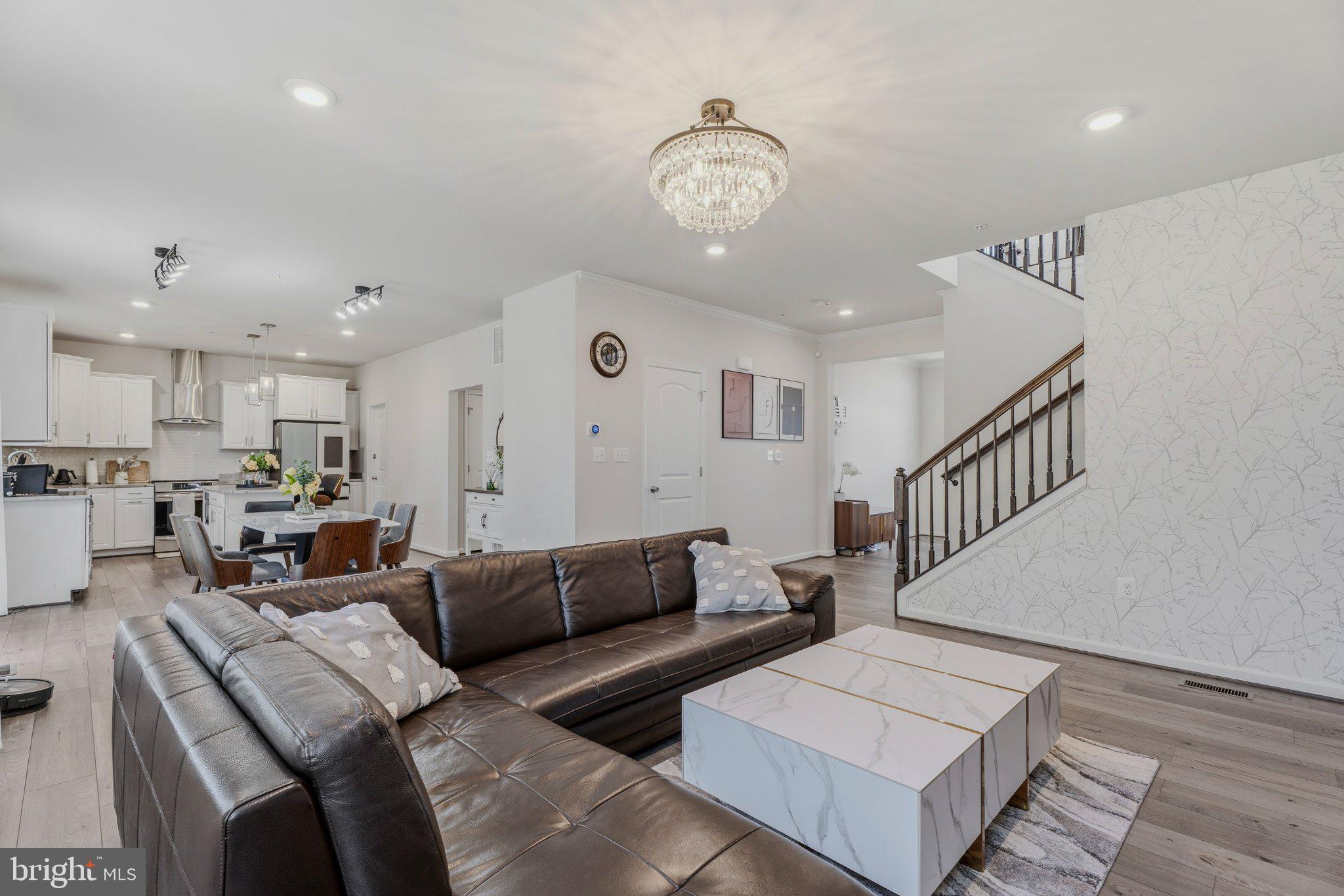 RIDGE - Residential