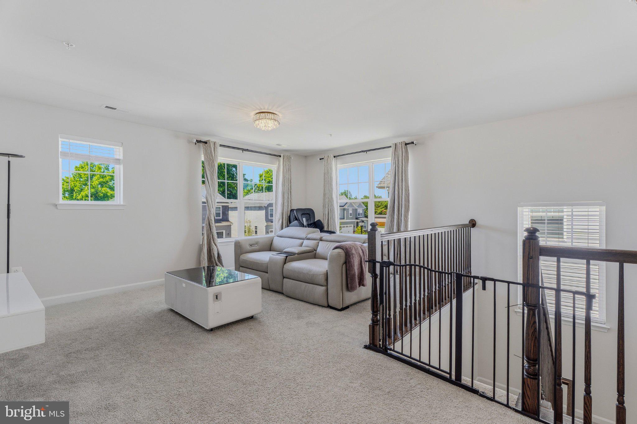 RIDGE - Residential