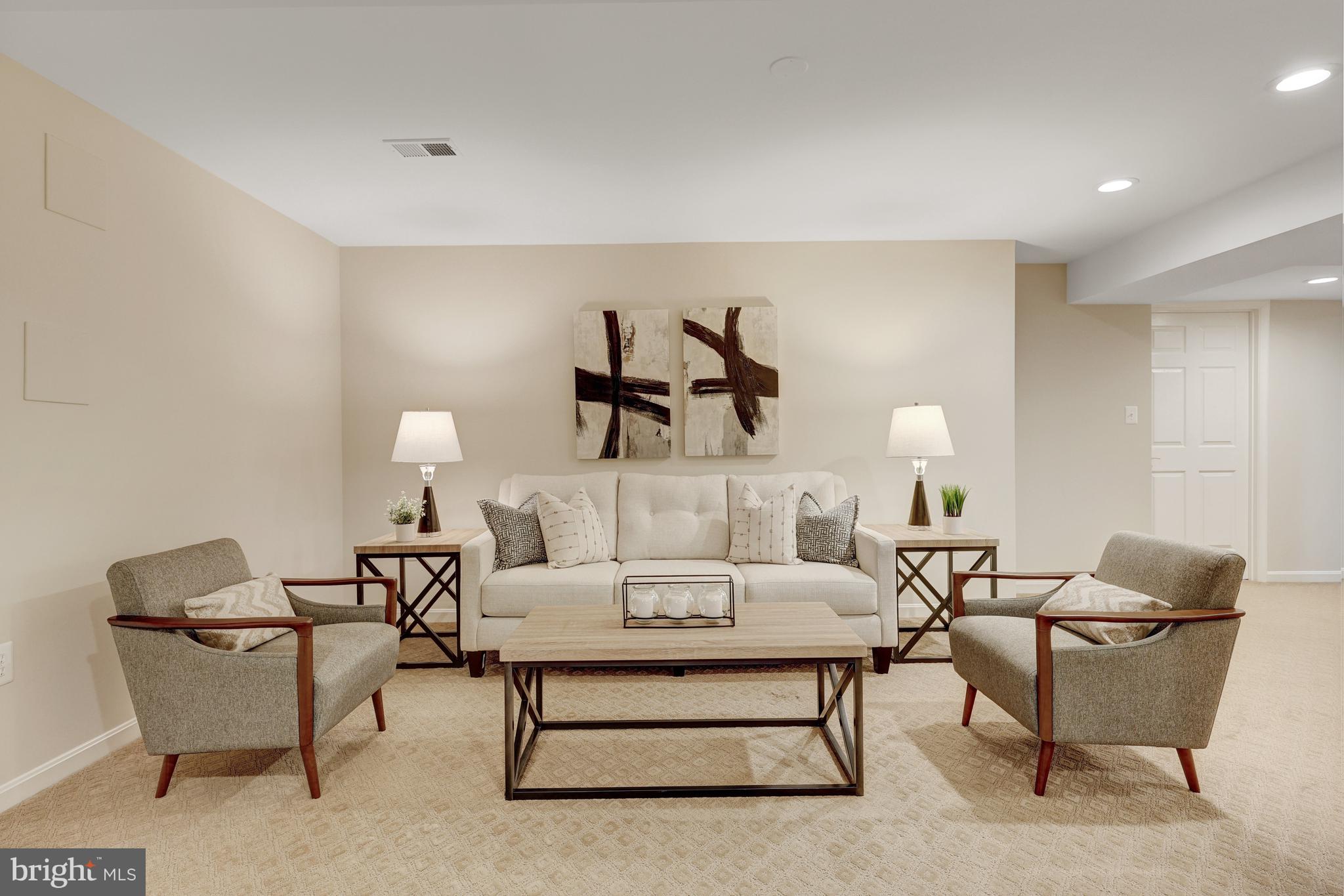 CAMBERLEY WEST - Residential
