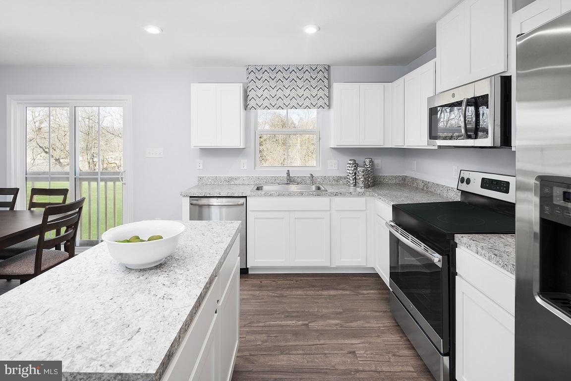 SOUTH BROOK - Residential