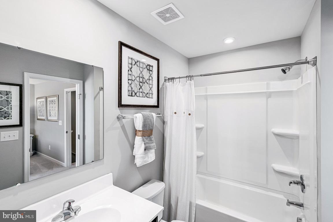 SOUTH BROOK - Residential