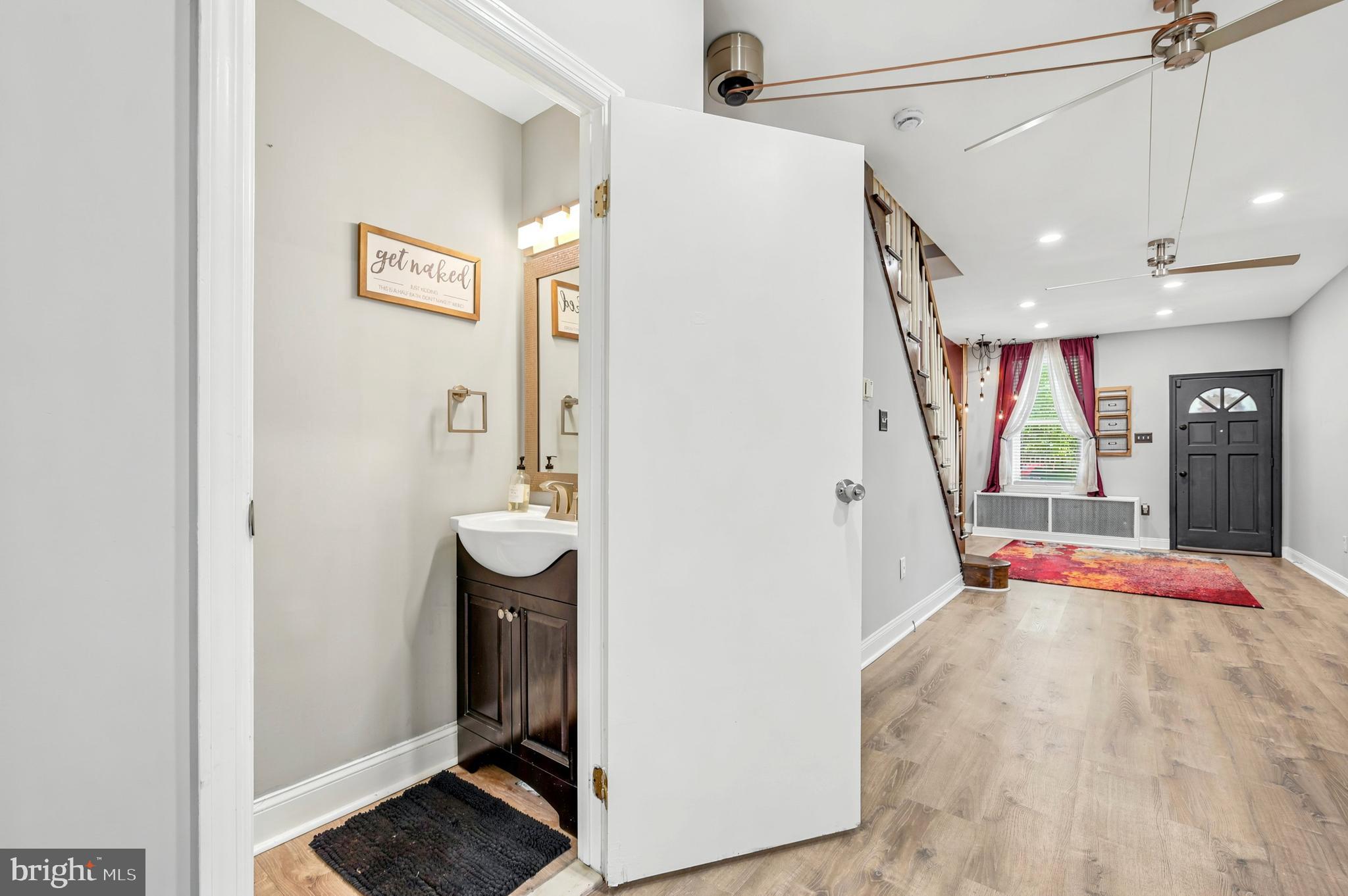 EAST FALLS - Residential