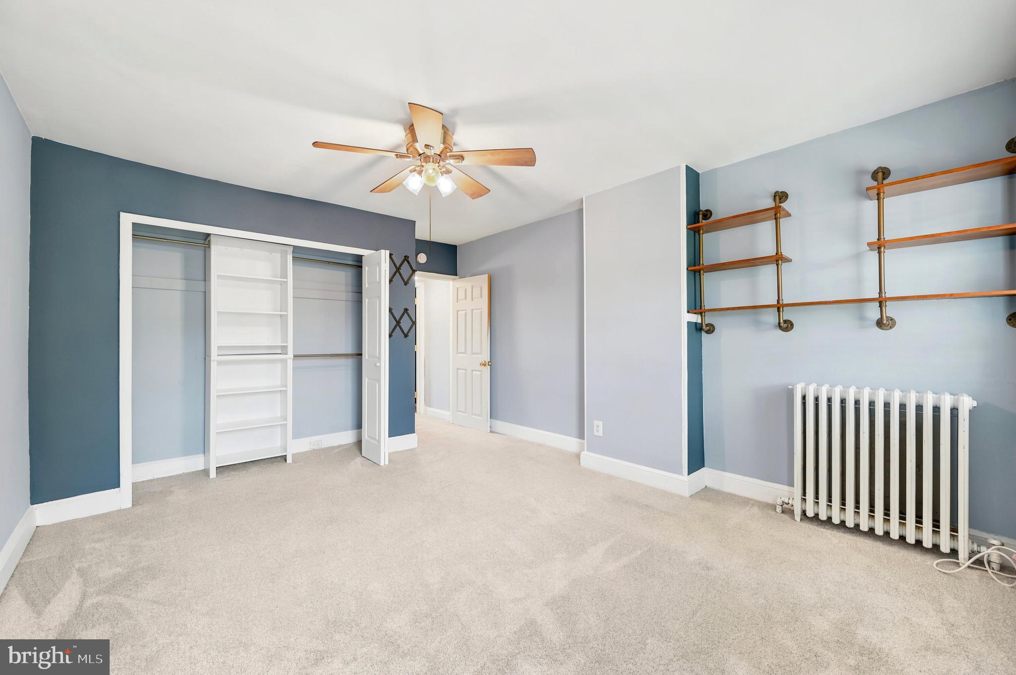 EAST FALLS - Residential