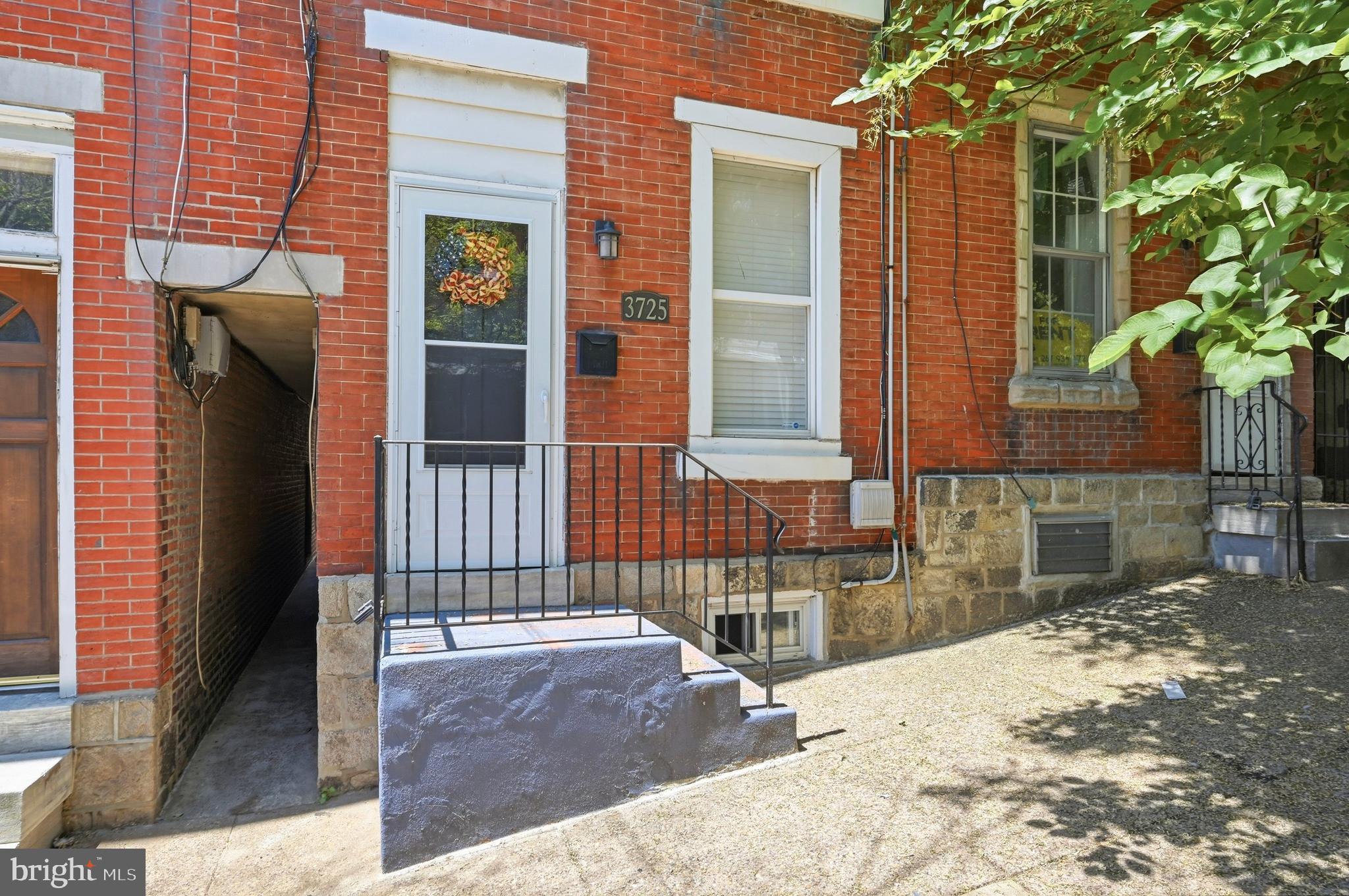 EAST FALLS - Residential