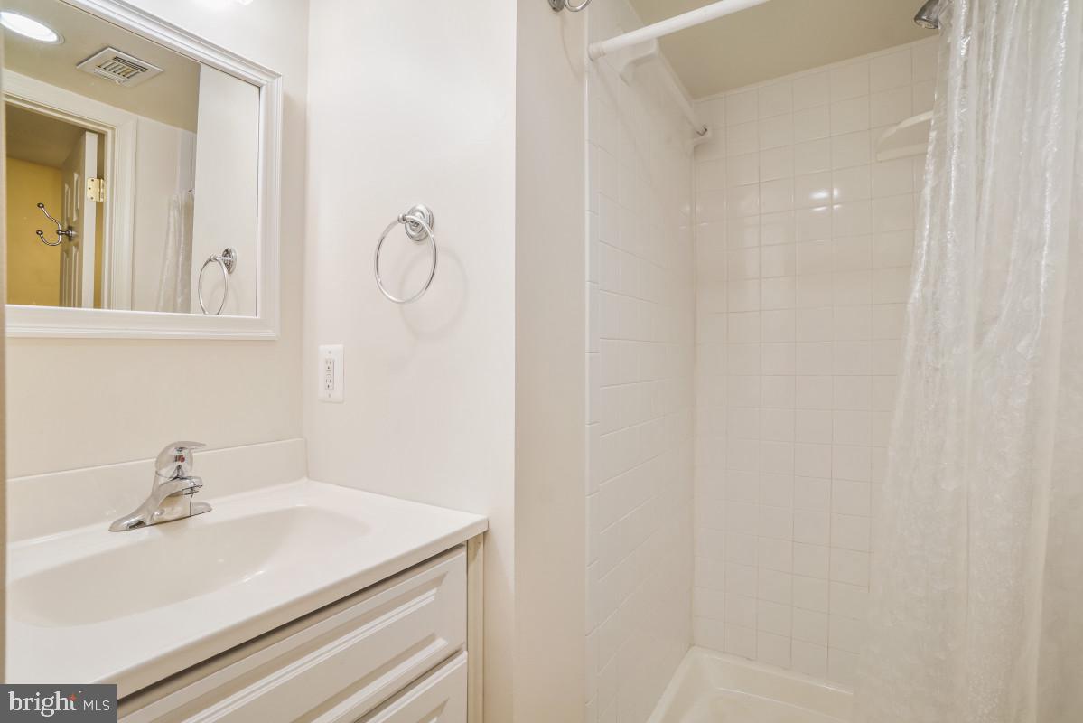 HADLEY FARMS - Residential
