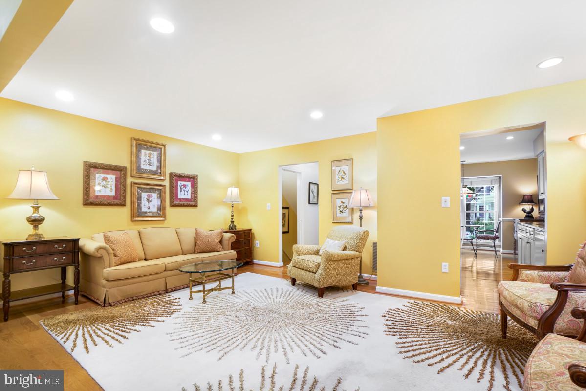 HADLEY FARMS - Residential
