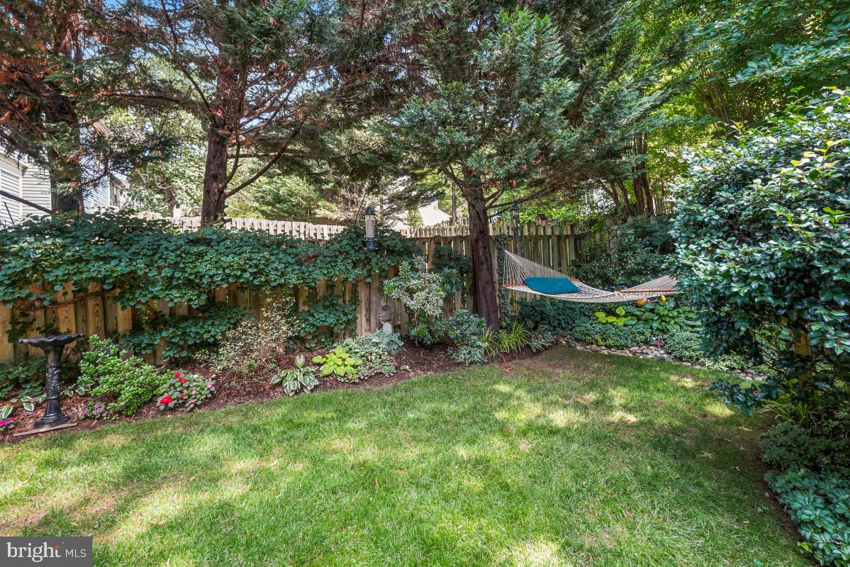 HADLEY FARMS - Residential