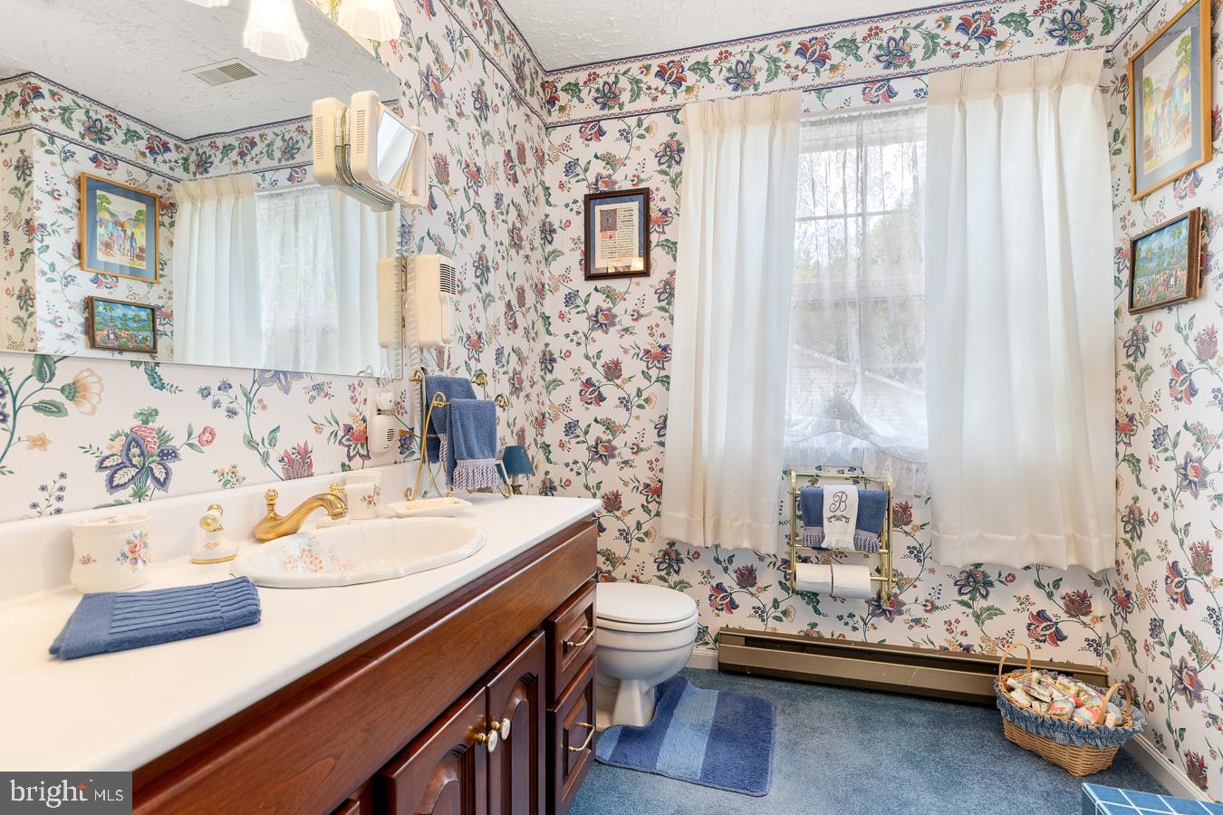 PINE GROVE ROAD - Residential