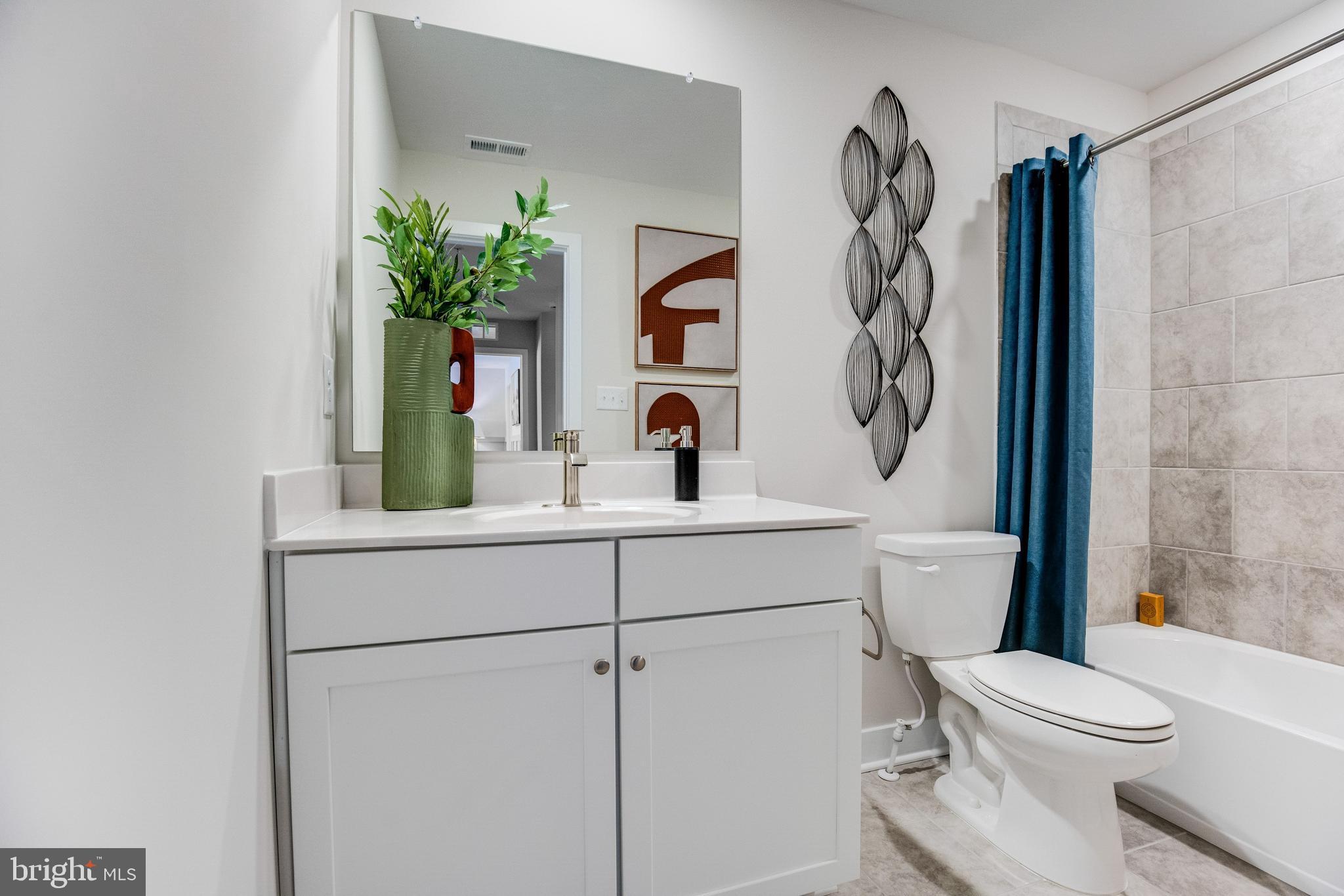 LAKESIDE AT TRAPPE - Residential