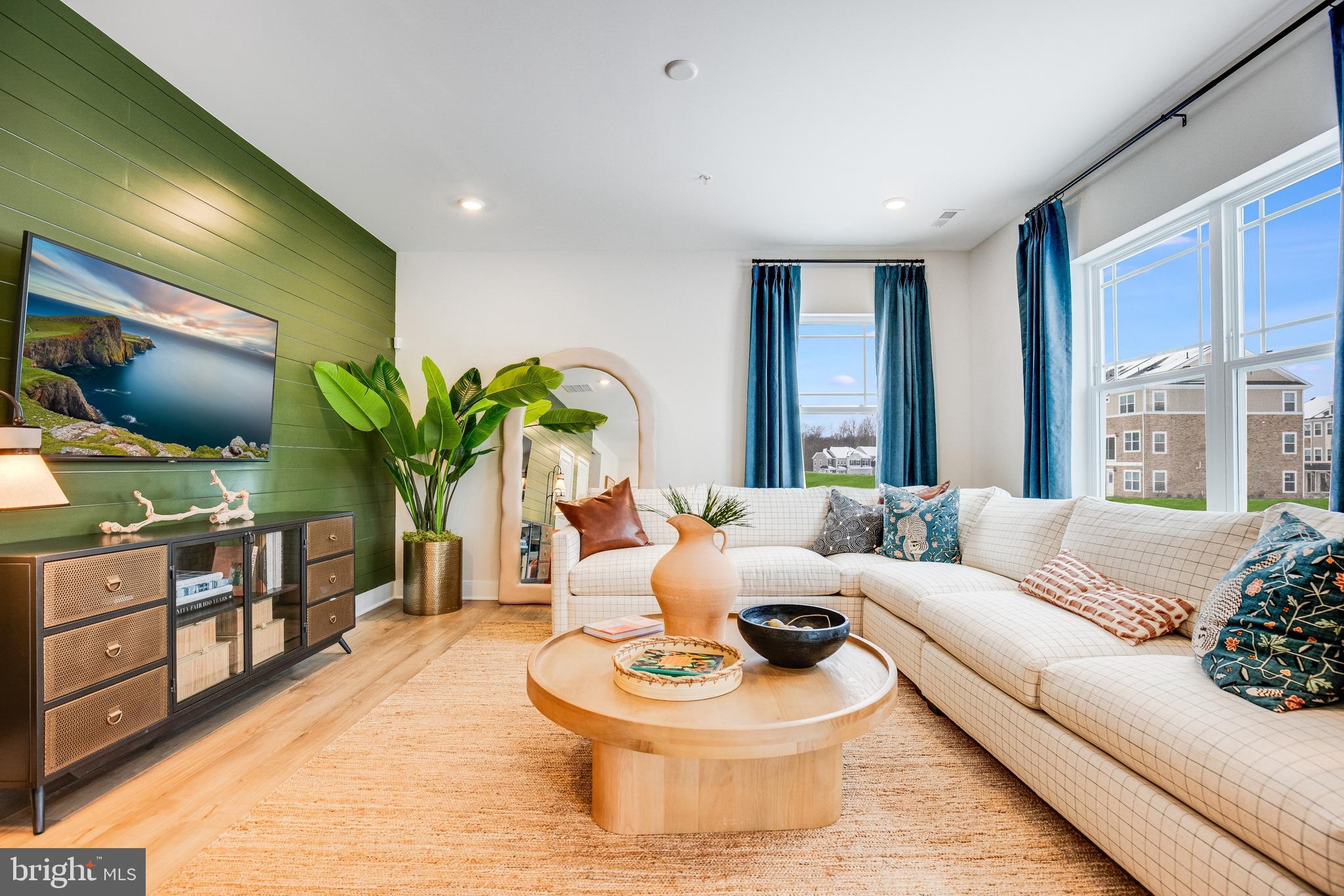 LAKESIDE AT TRAPPE - Residential