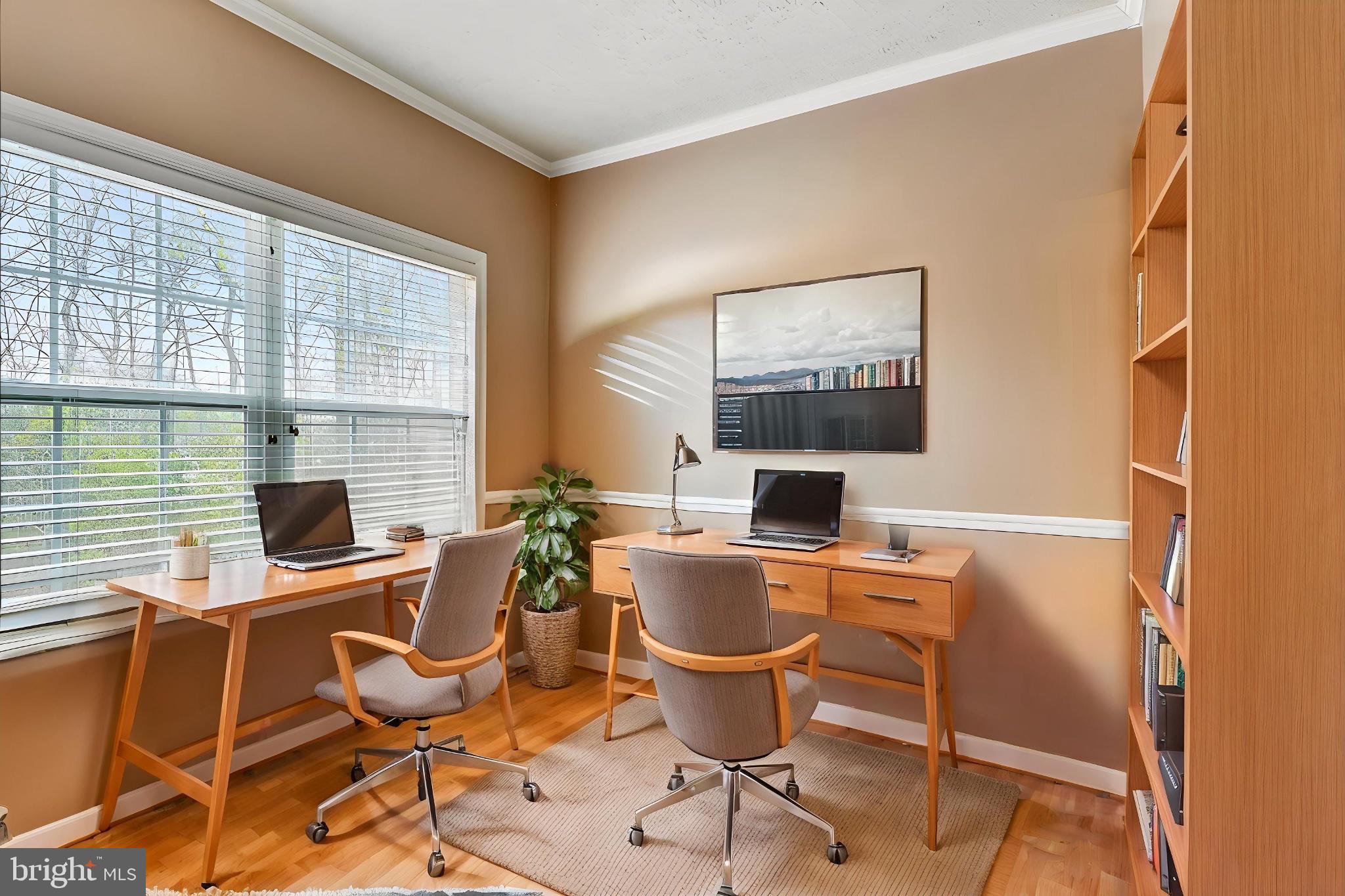 POMEROY MANOR - Residential Lease