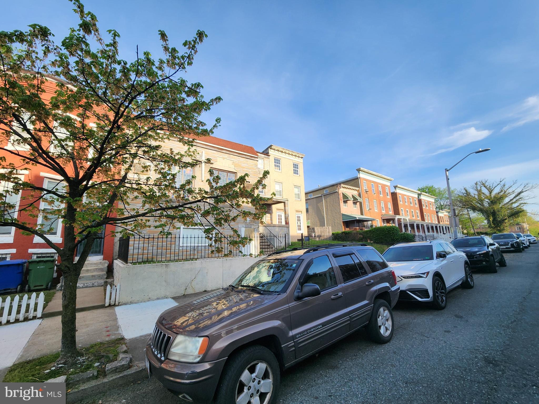 SANDTOWN-WINCHESTER - Residential