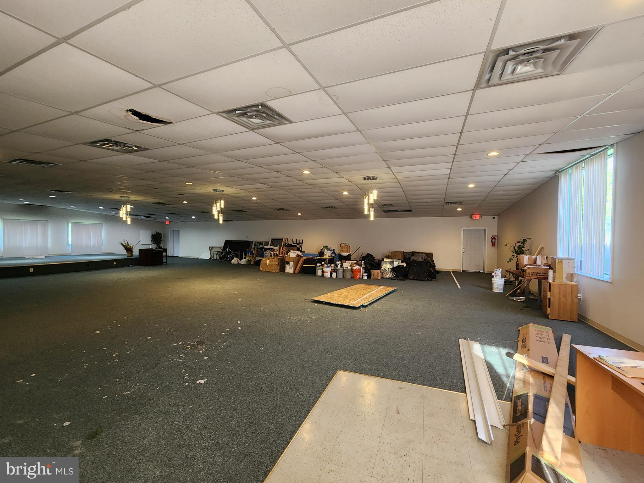SANDTOWN-WINCHESTER - Residential