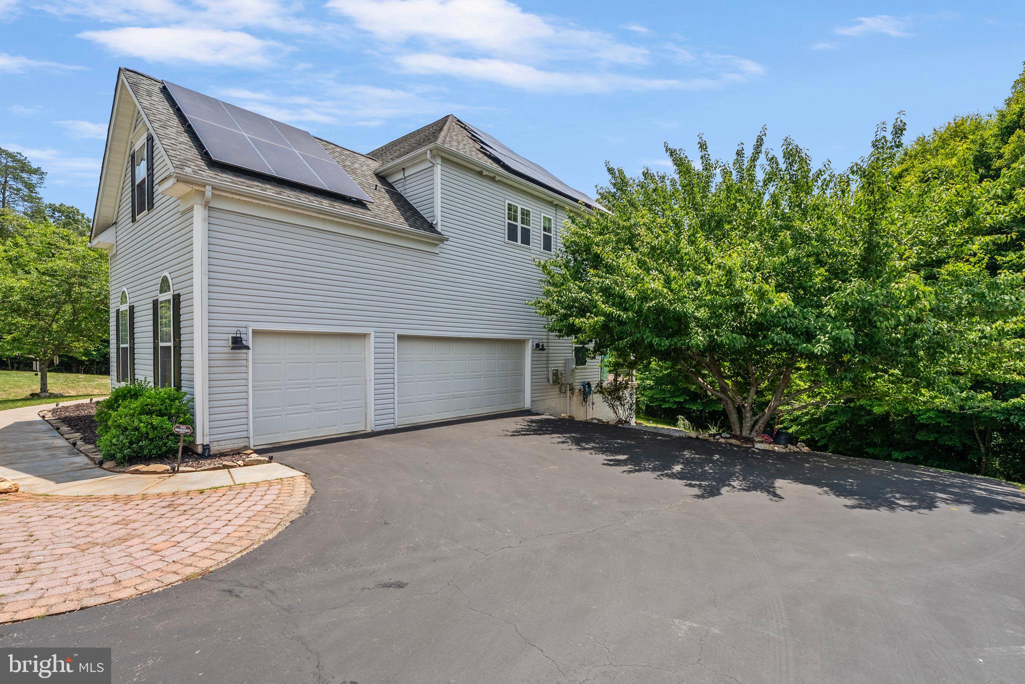 WELLINGTON CHASE ON THE RAPPAHANNOCK - Residential