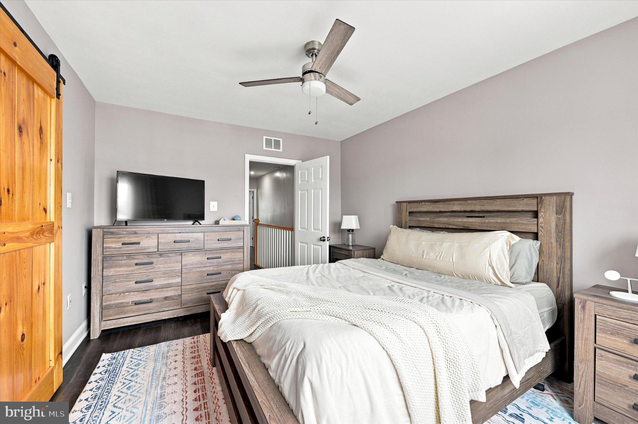 ROXBOROUGH - Residential