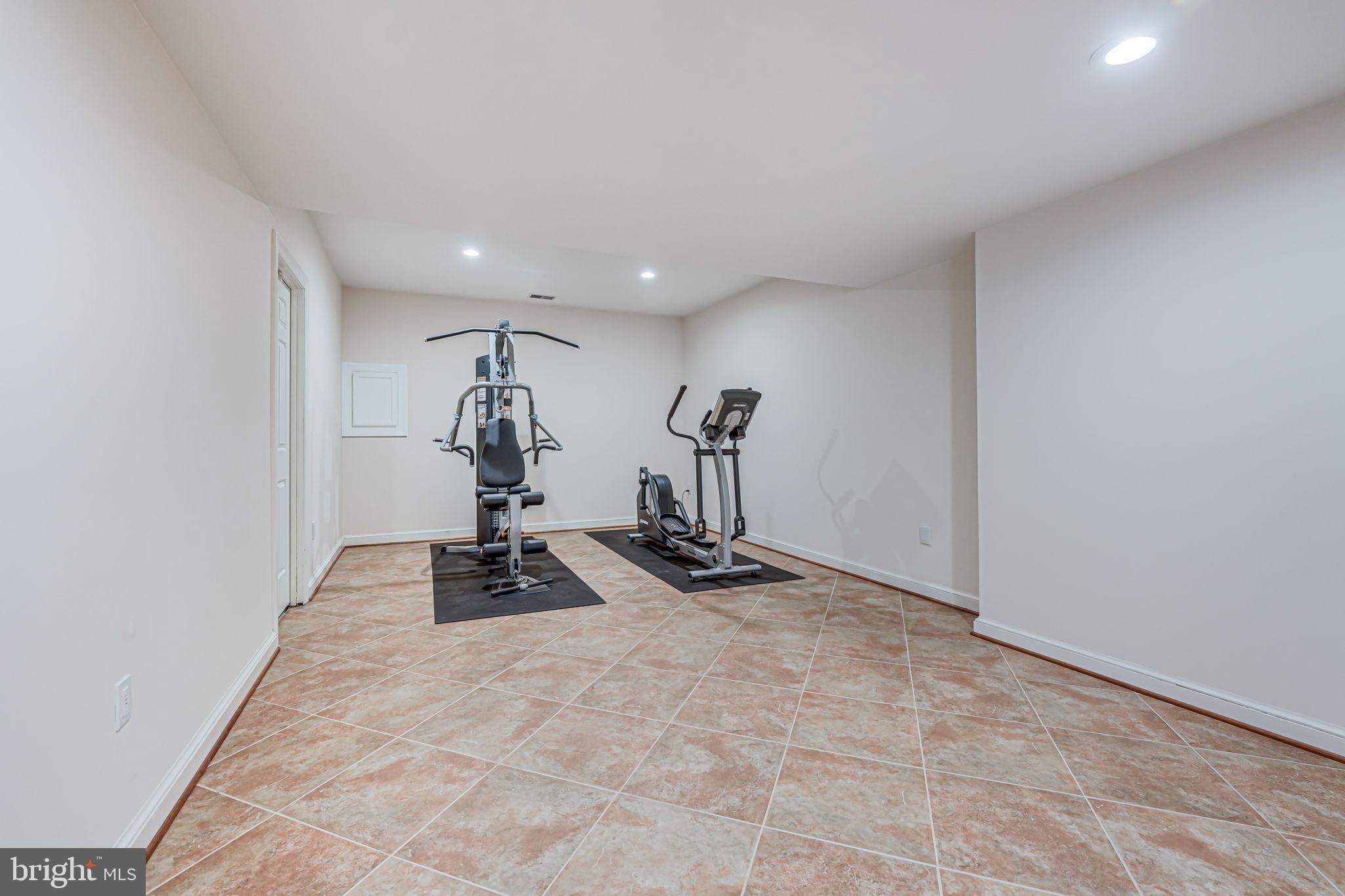 WINDSONG WEST - Residential