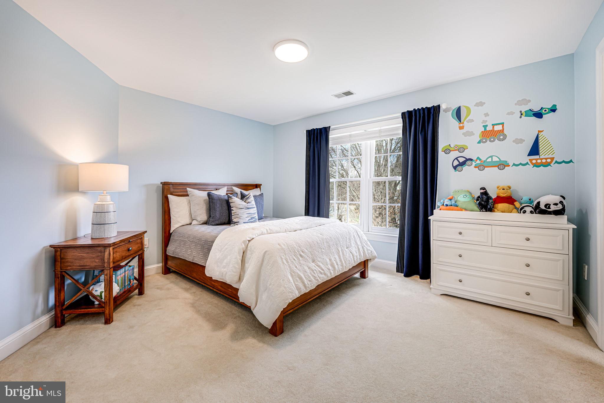 WINDSONG WEST - Residential