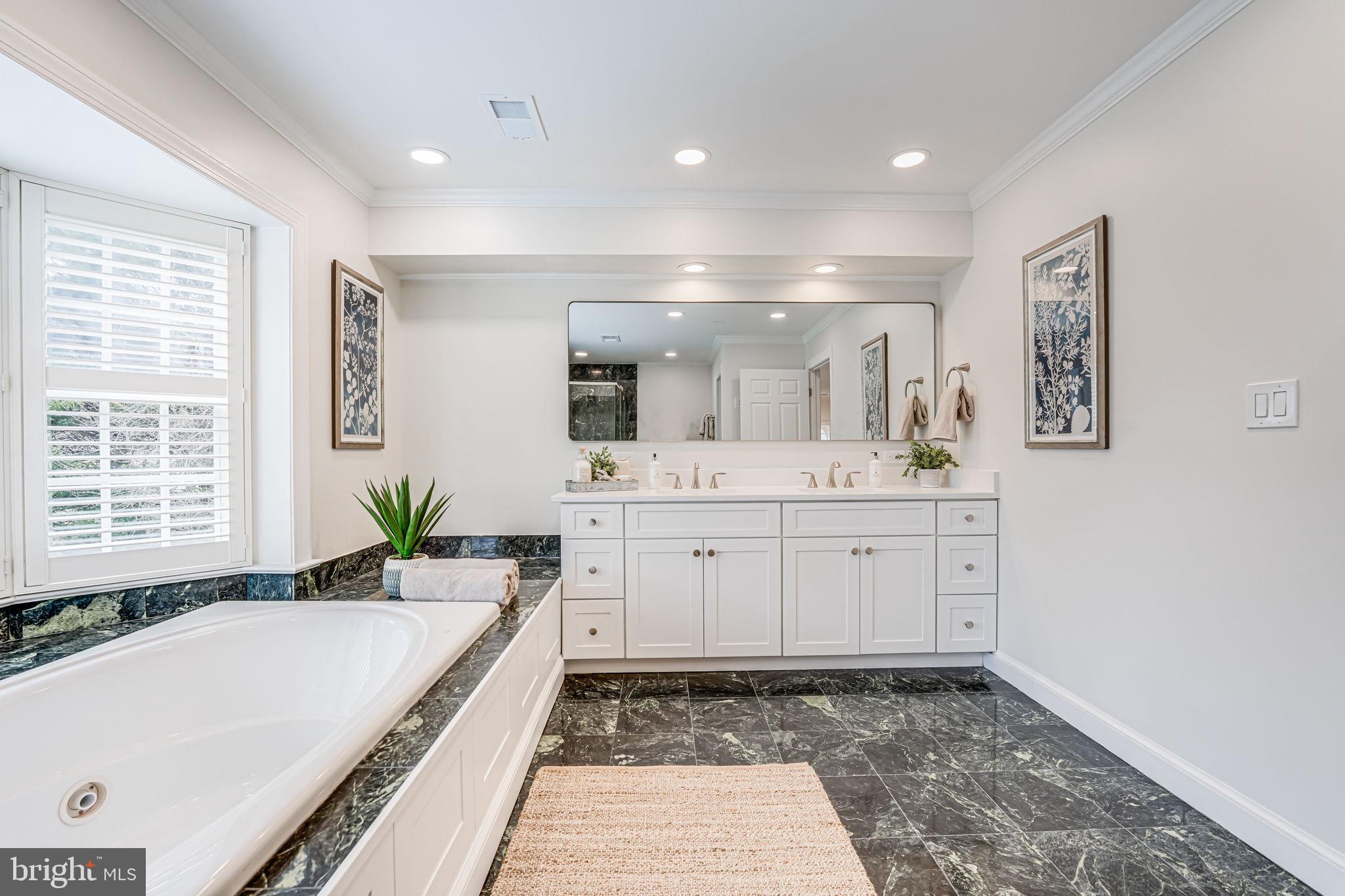 WINDSONG WEST - Residential