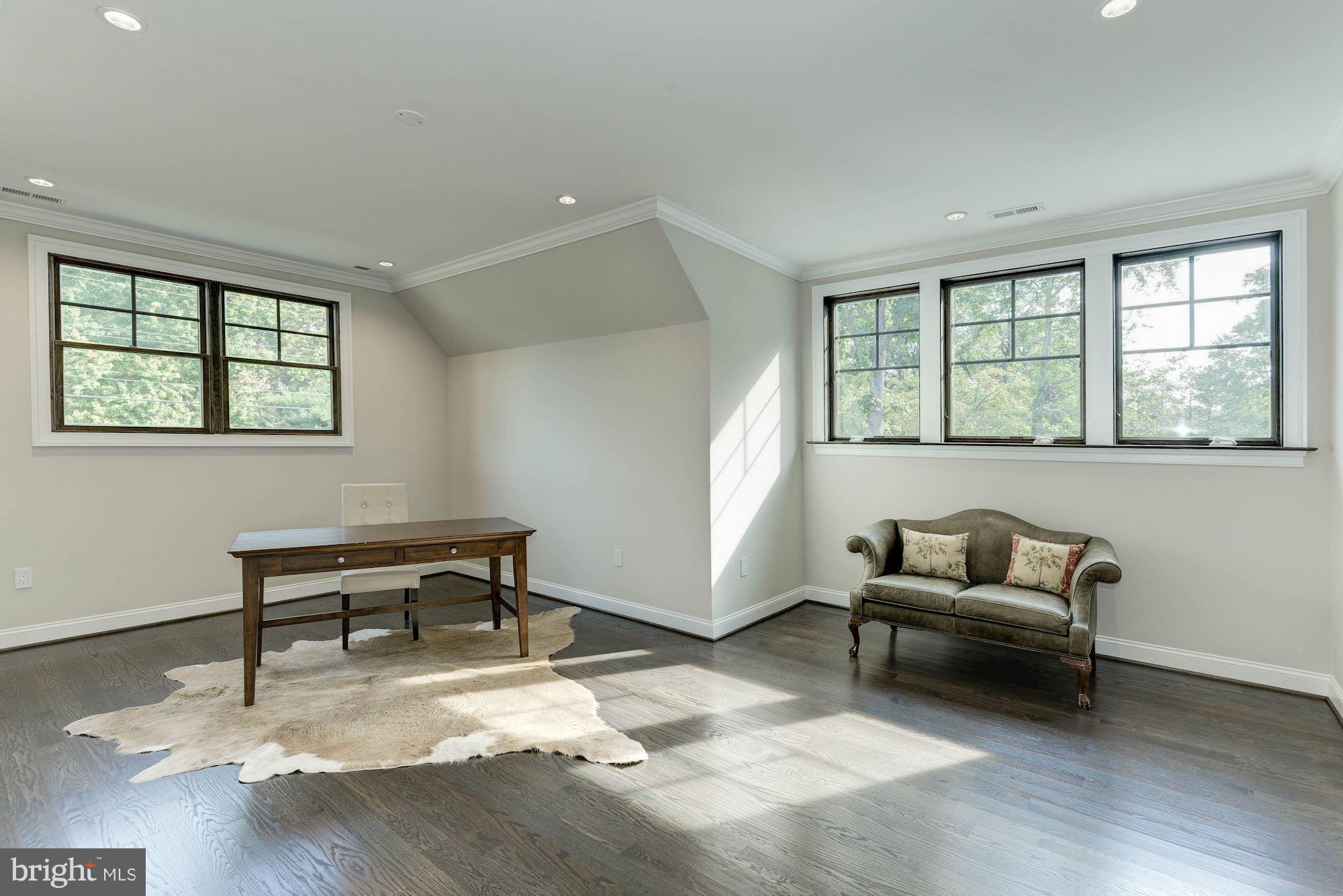 OLD DOMINION GARDENS - Residential