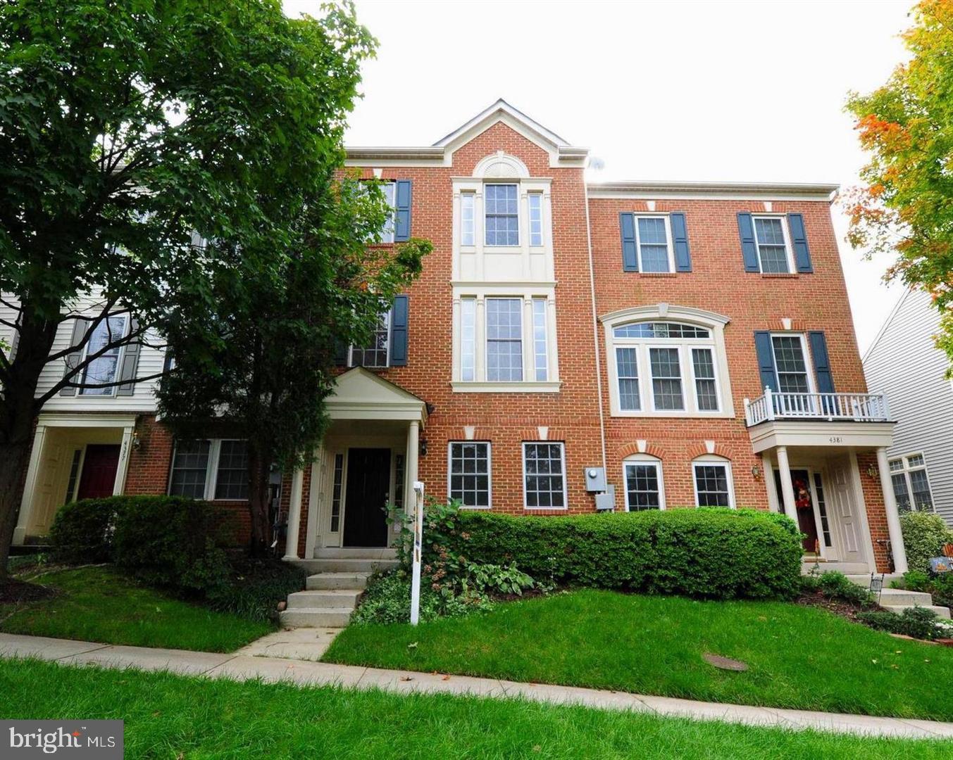 Ready to move in on May 1, 2025.     Total 1980sft in 3 levels, 2 Car garage TH in great location.  Up to date interior, cabinets, granite counter, vanity, luxury bathroom, hardwood floor throughout.  Convenient to 66, 50, 29, FX parkway, Fair Lake, Fair Oak shopping Mall. Rental application instruction in MRLS doc link.