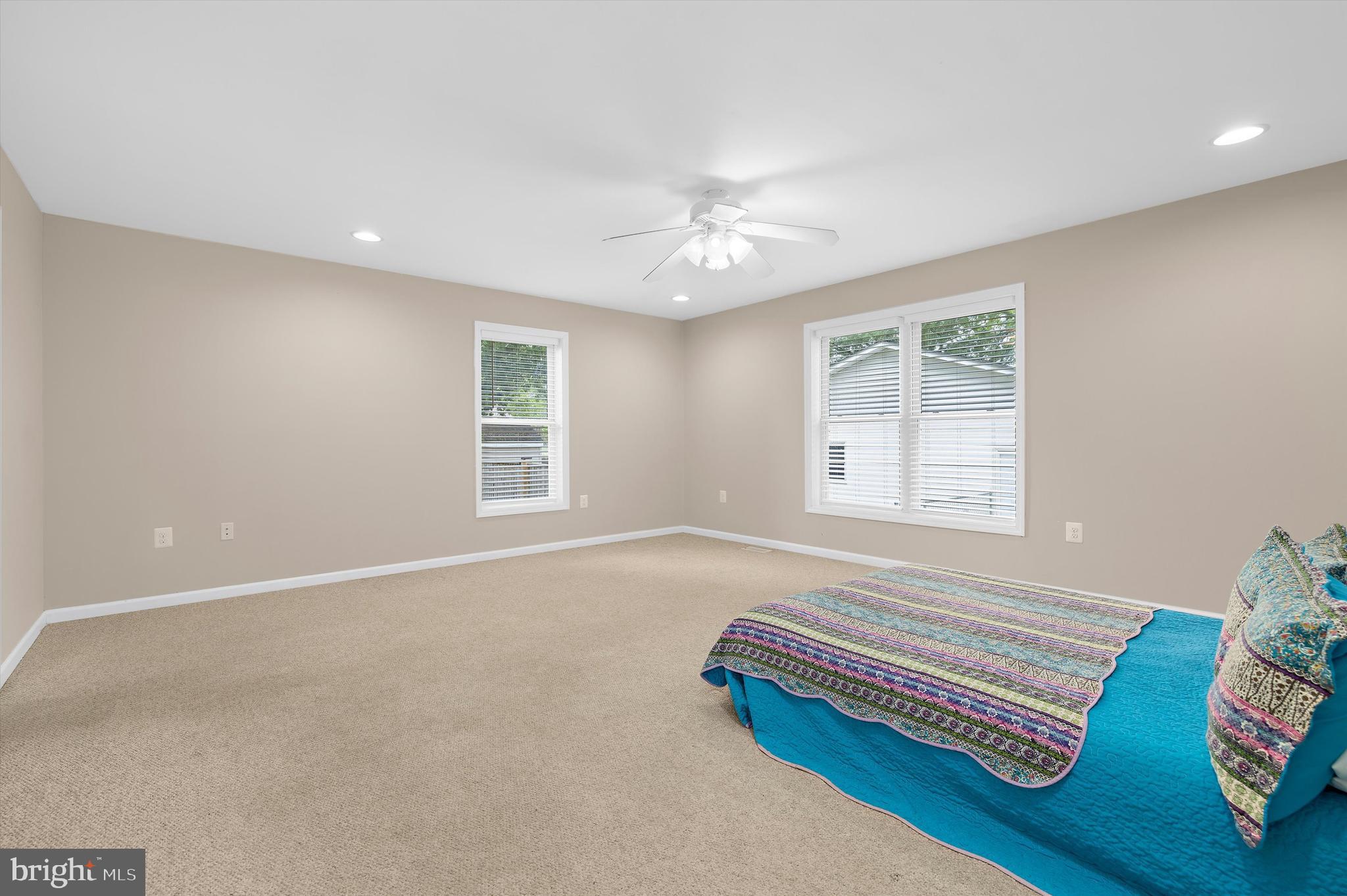 FRANKLIN MANOR - Residential