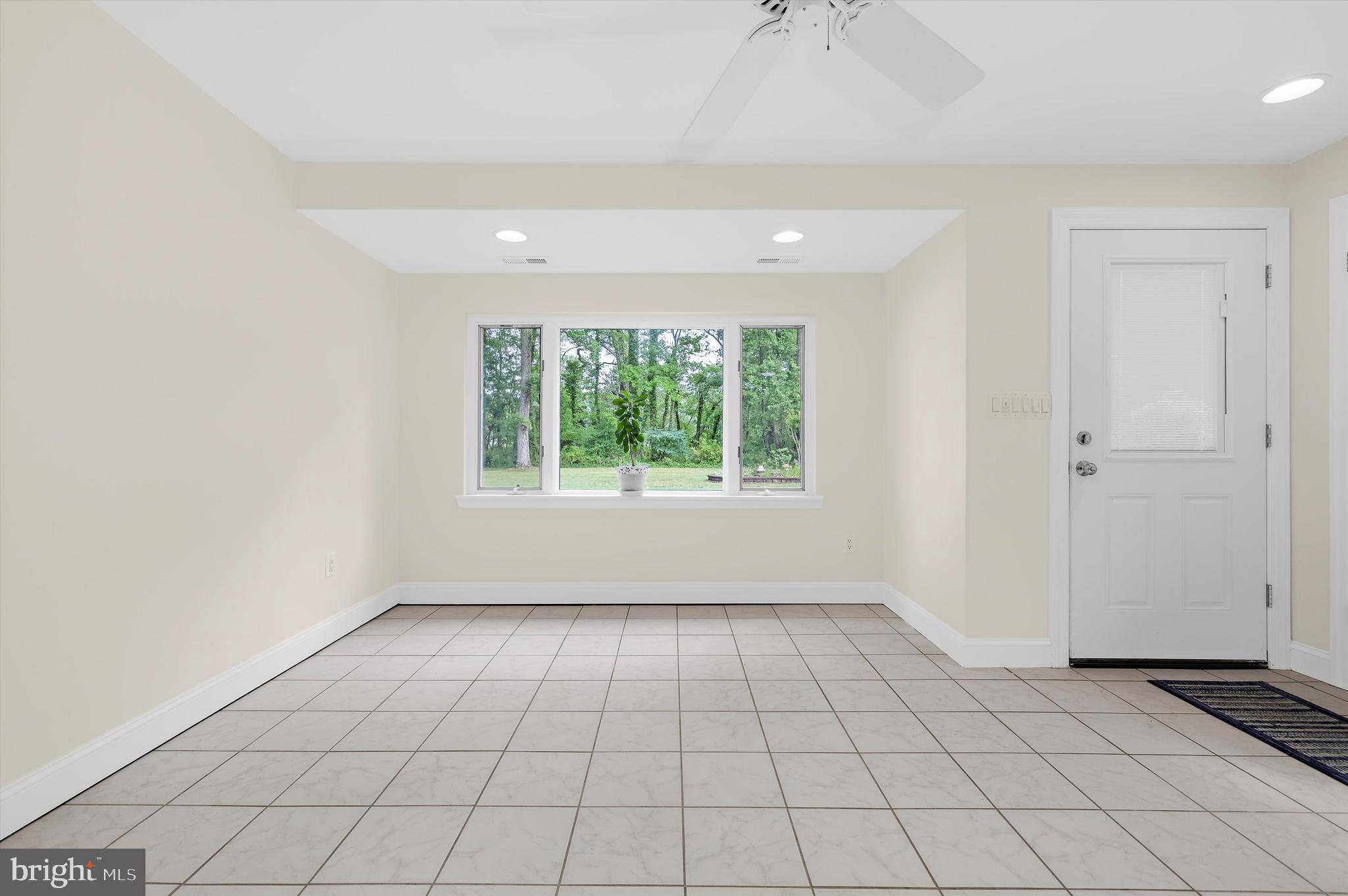 FRANKLIN MANOR - Residential