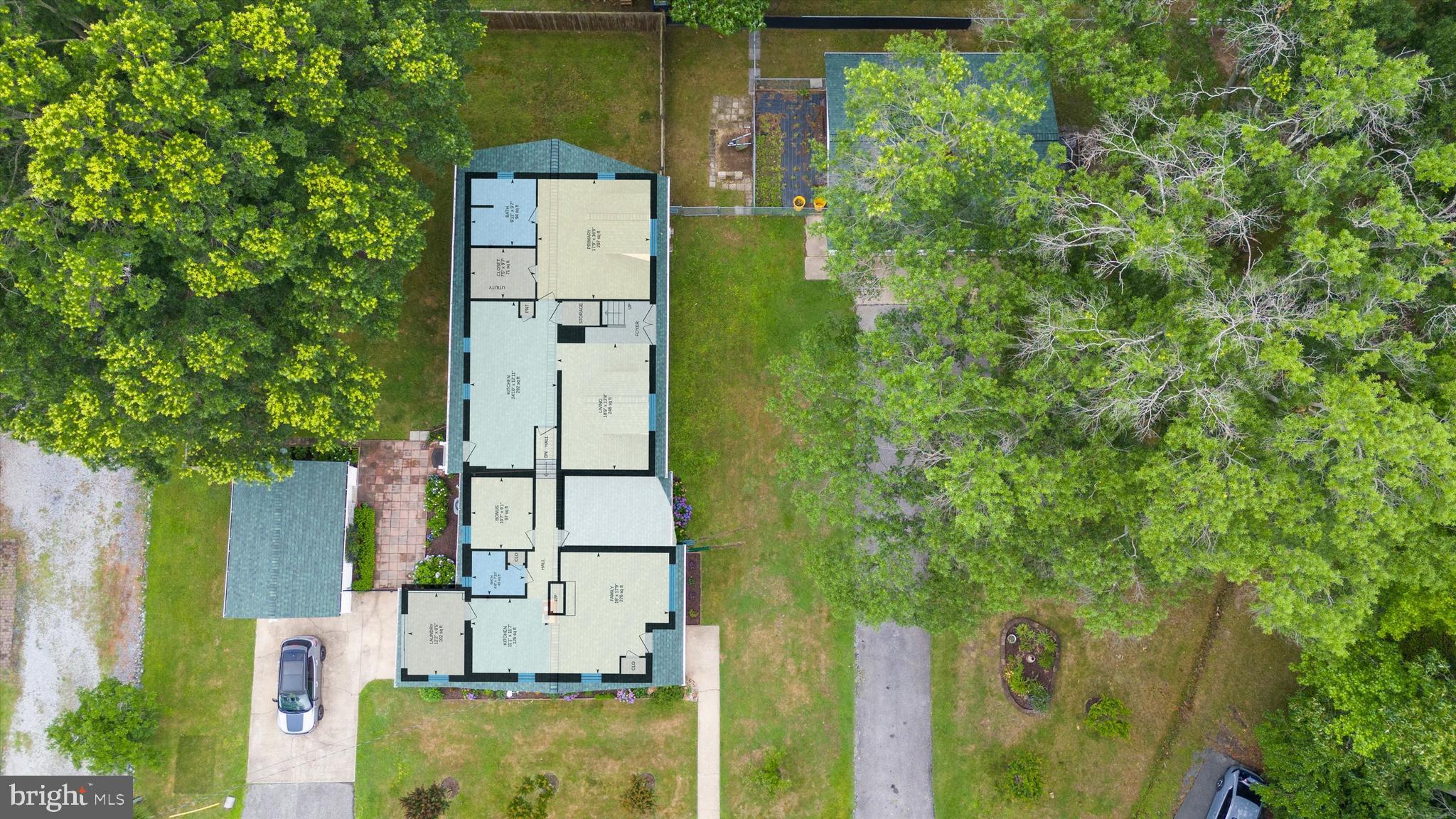 FRANKLIN MANOR - Residential