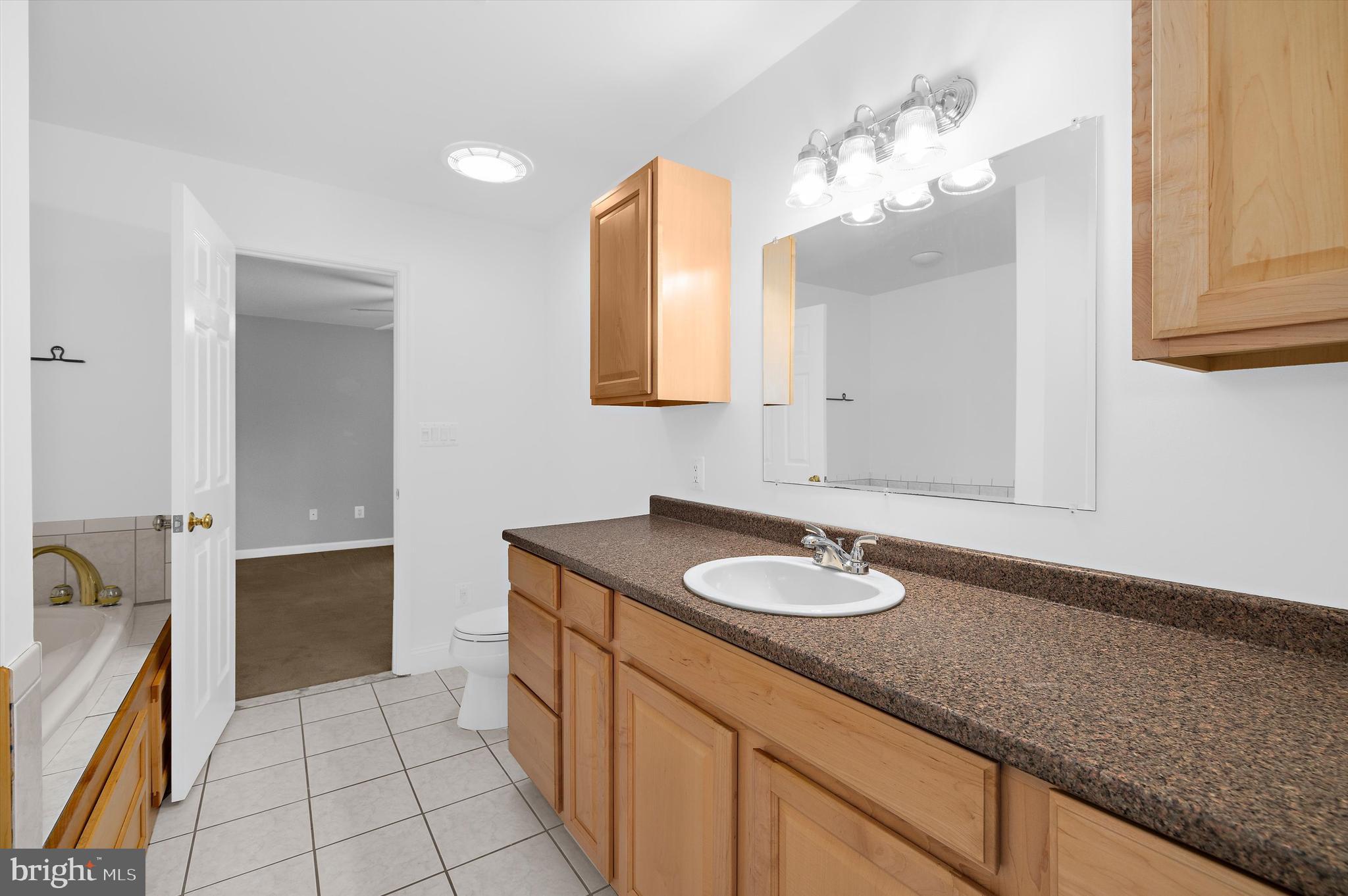 FRANKLIN MANOR - Residential