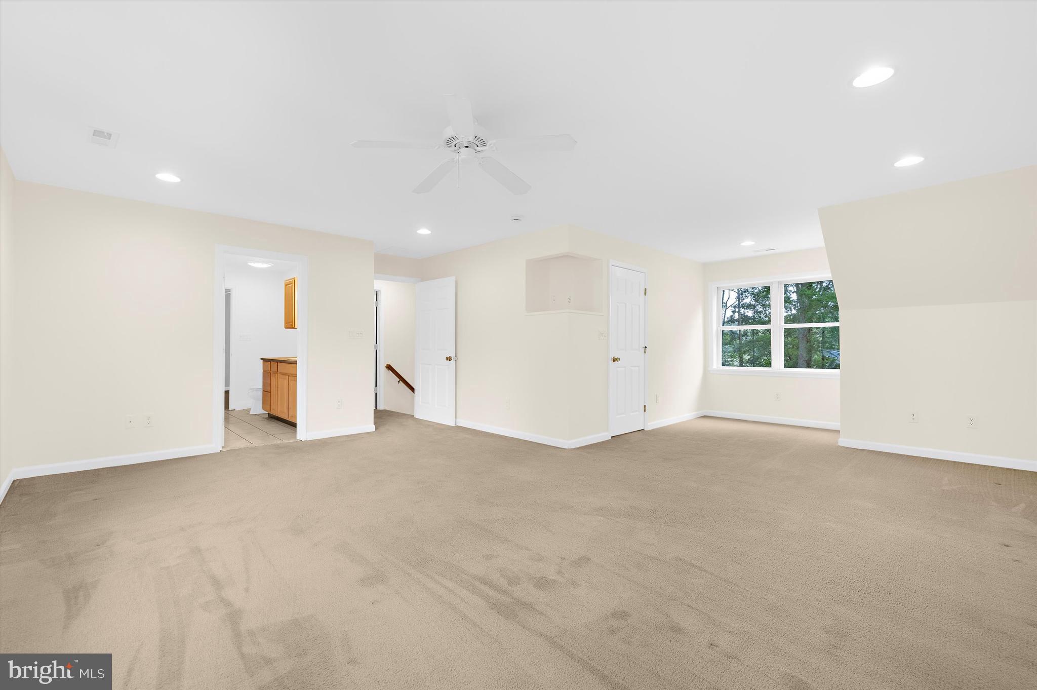 FRANKLIN MANOR - Residential