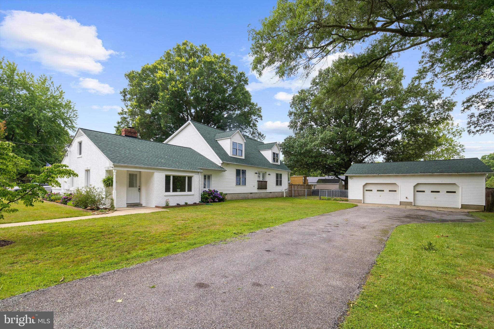 FRANKLIN MANOR - Residential