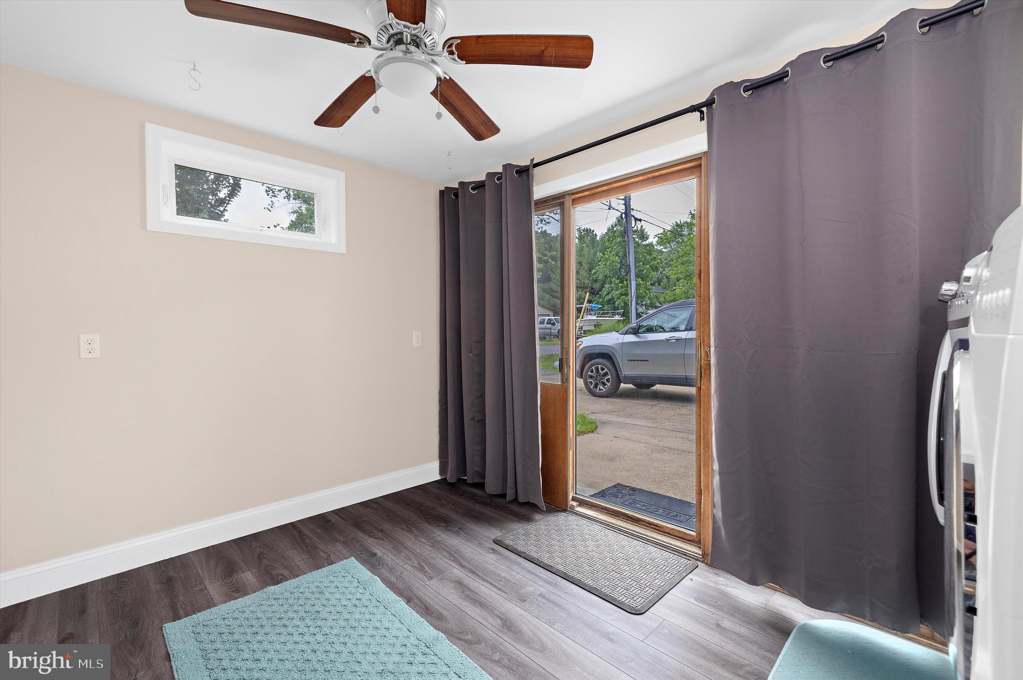 FRANKLIN MANOR - Residential
