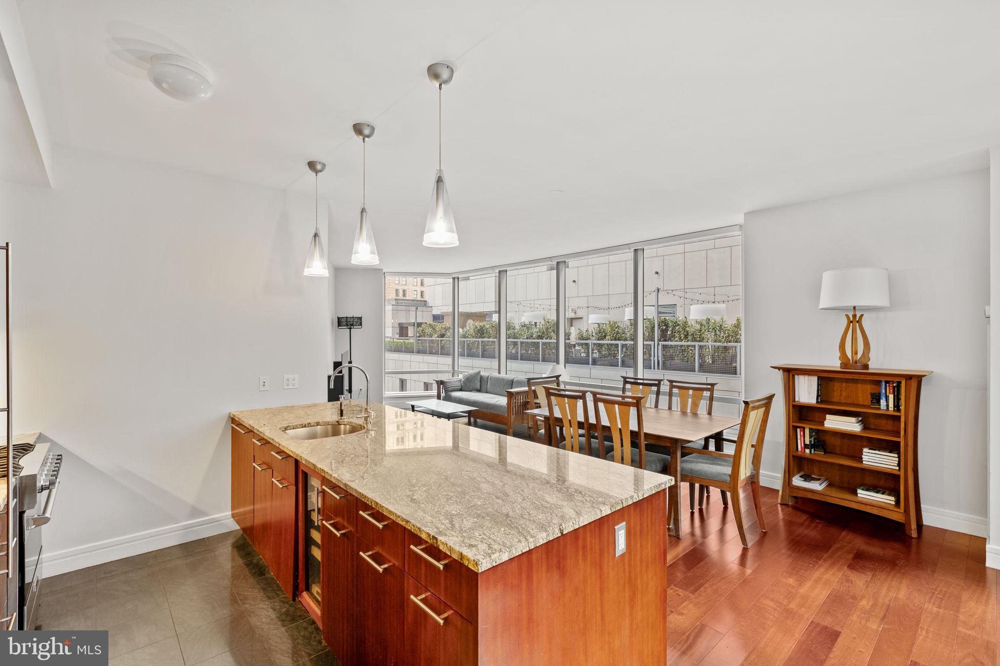 RITTENHOUSE SQUARE - Residential
