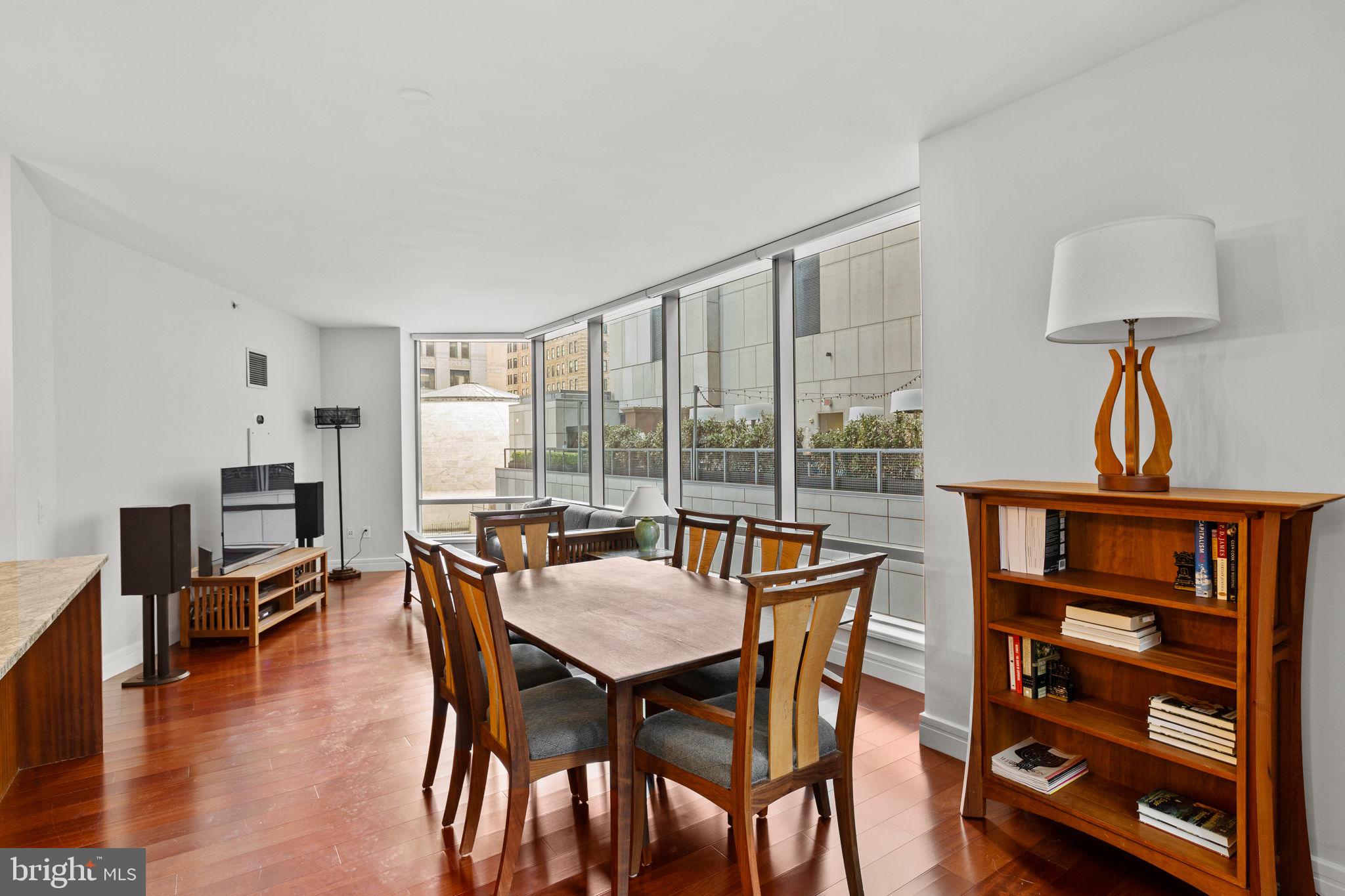 RITTENHOUSE SQUARE - Residential
