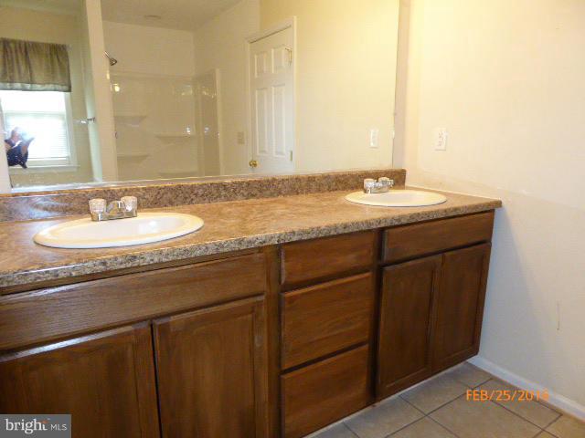 MCCAULEY CROSSING - Residential
