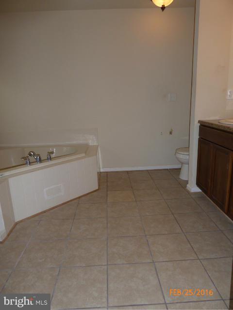 MCCAULEY CROSSING - Residential