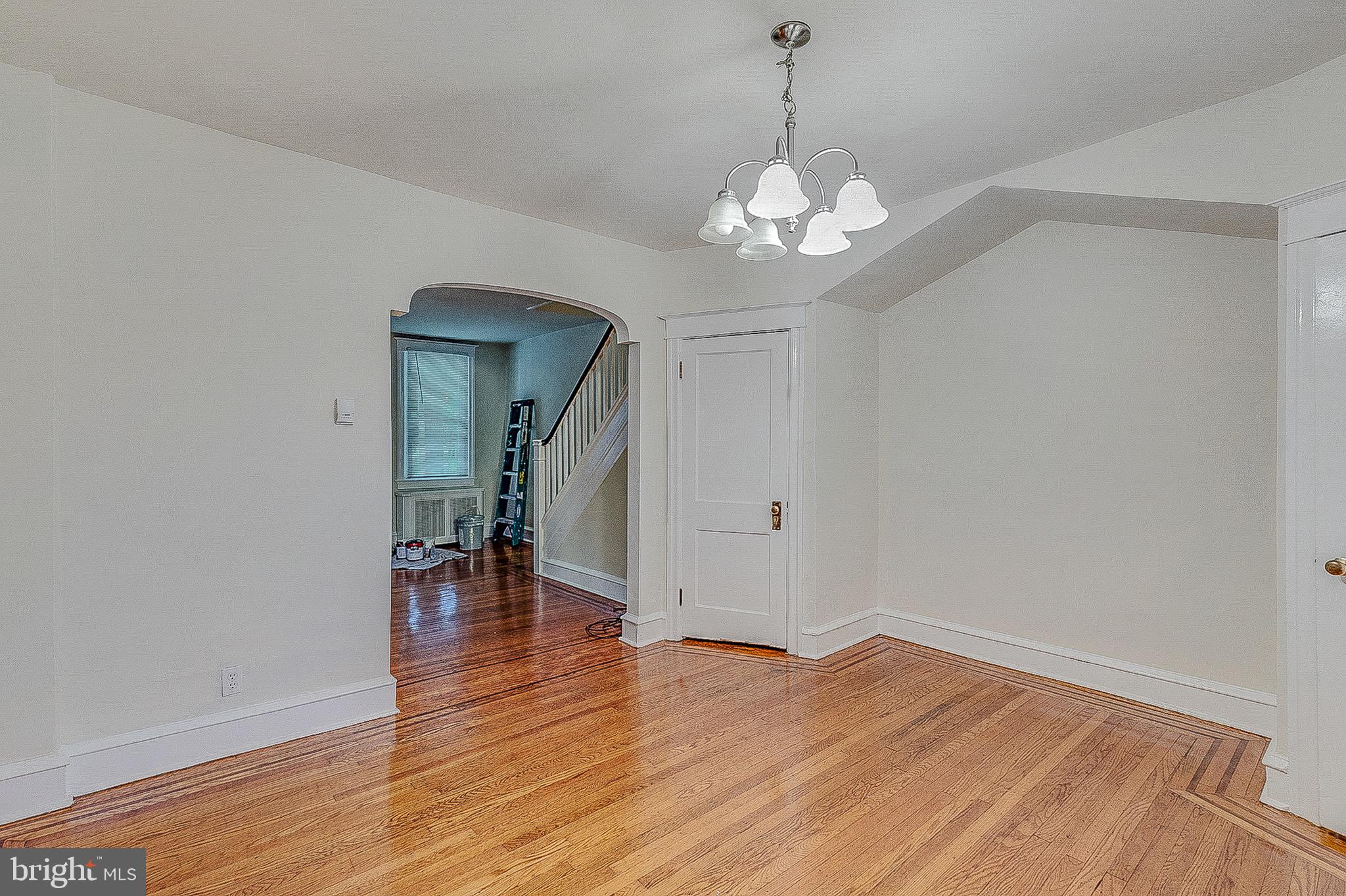 MAYFAIR - Residential
