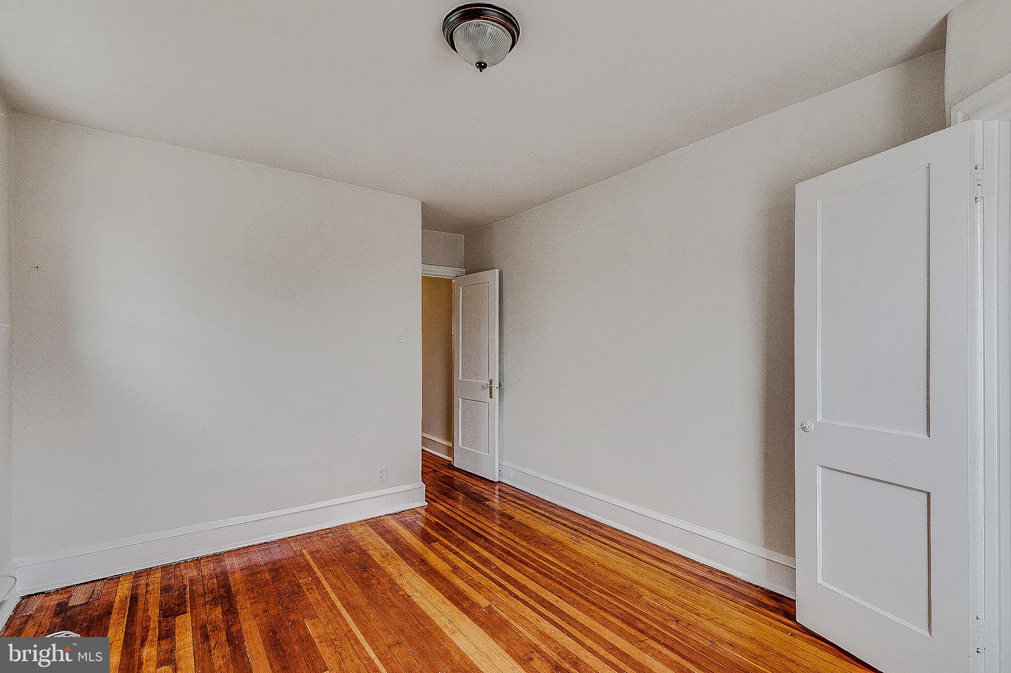 MAYFAIR - Residential