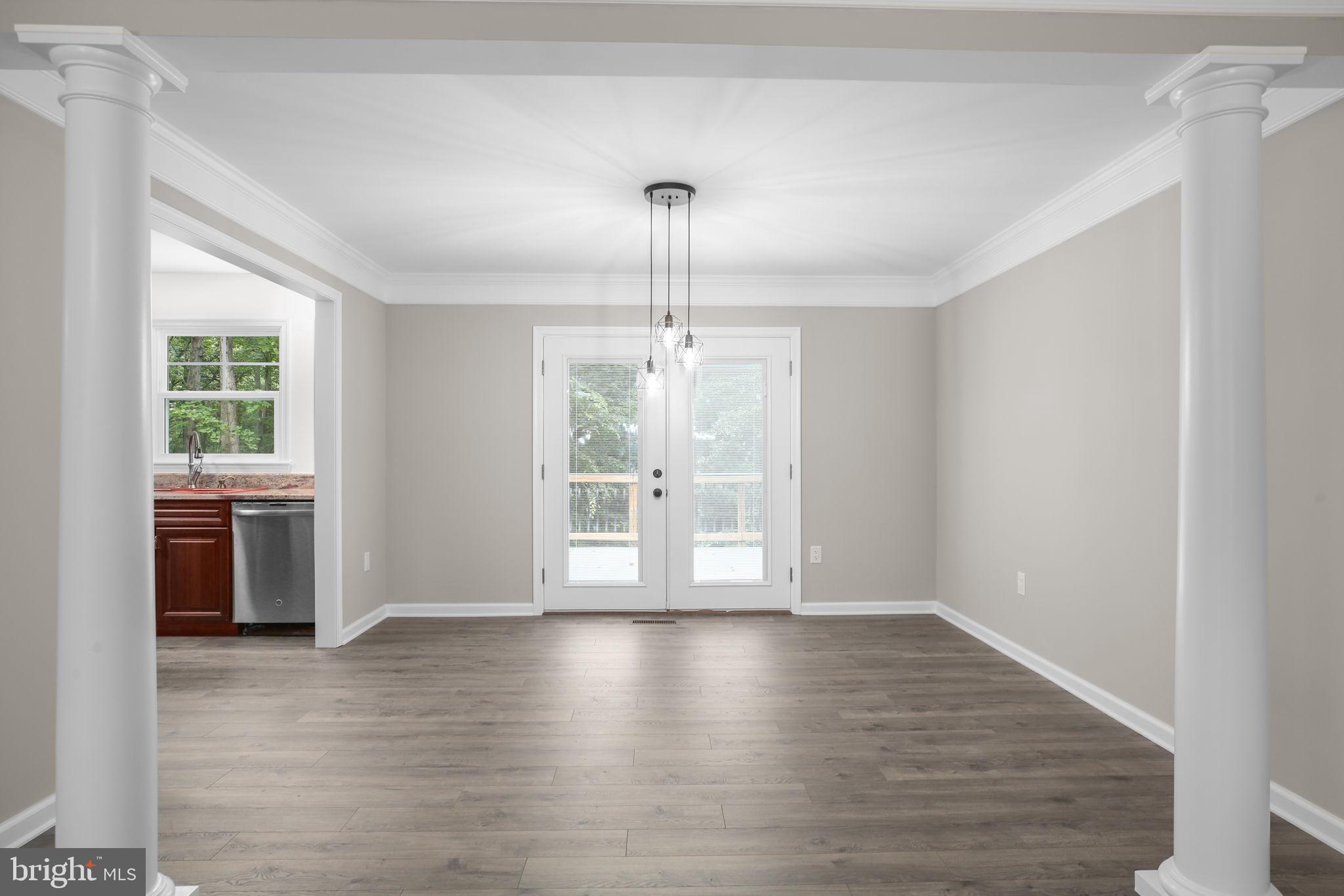 ELVERS(LEE'S HEADQUARTER) - Residential