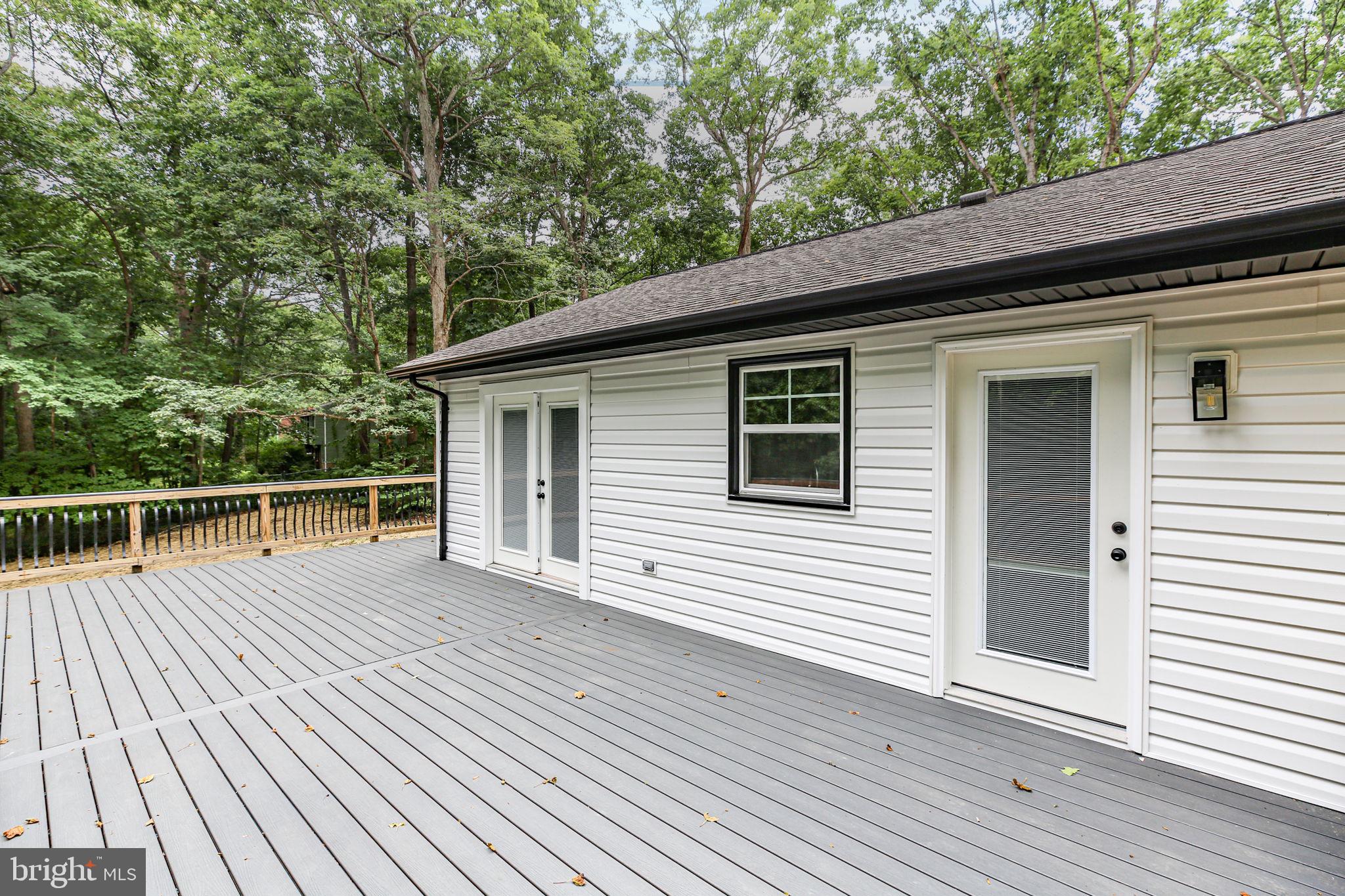 ELVERS(LEE'S HEADQUARTER) - Residential