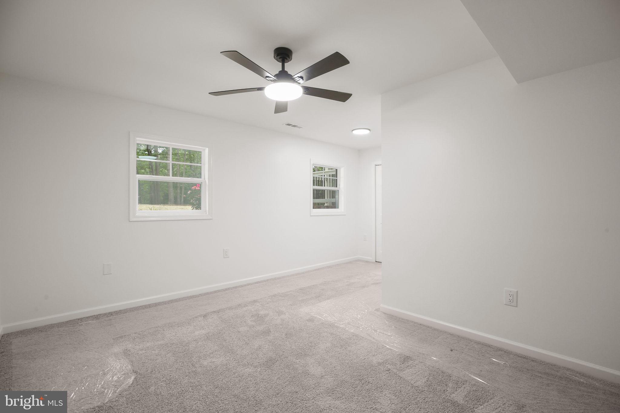 ELVERS(LEE'S HEADQUARTER) - Residential