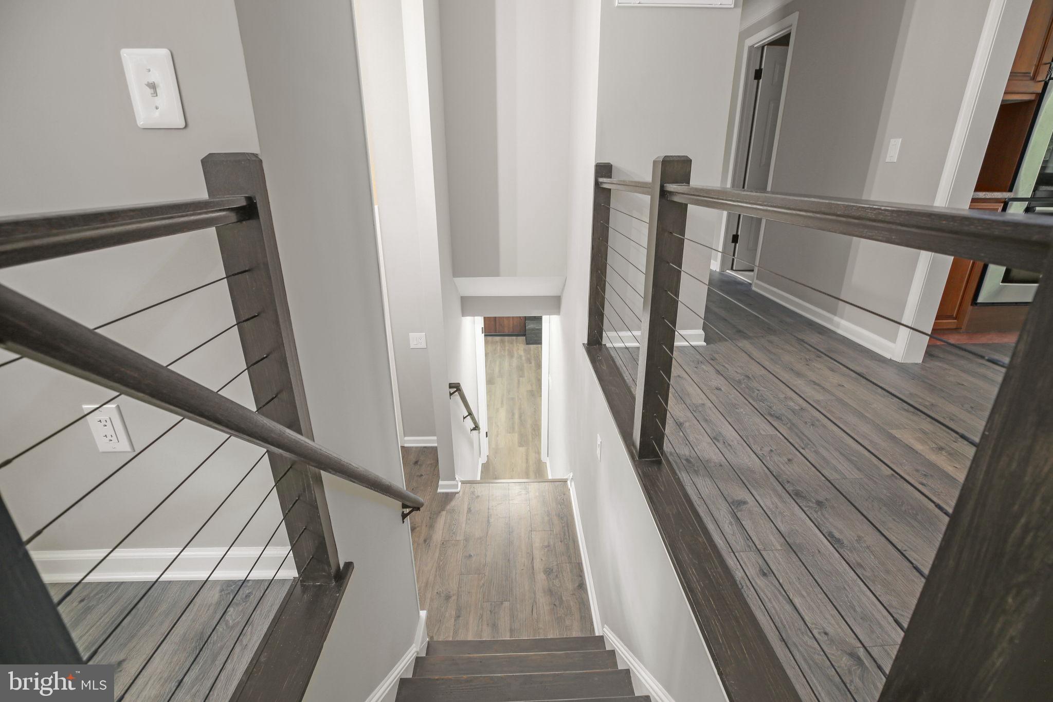 ELVERS(LEE'S HEADQUARTER) - Residential