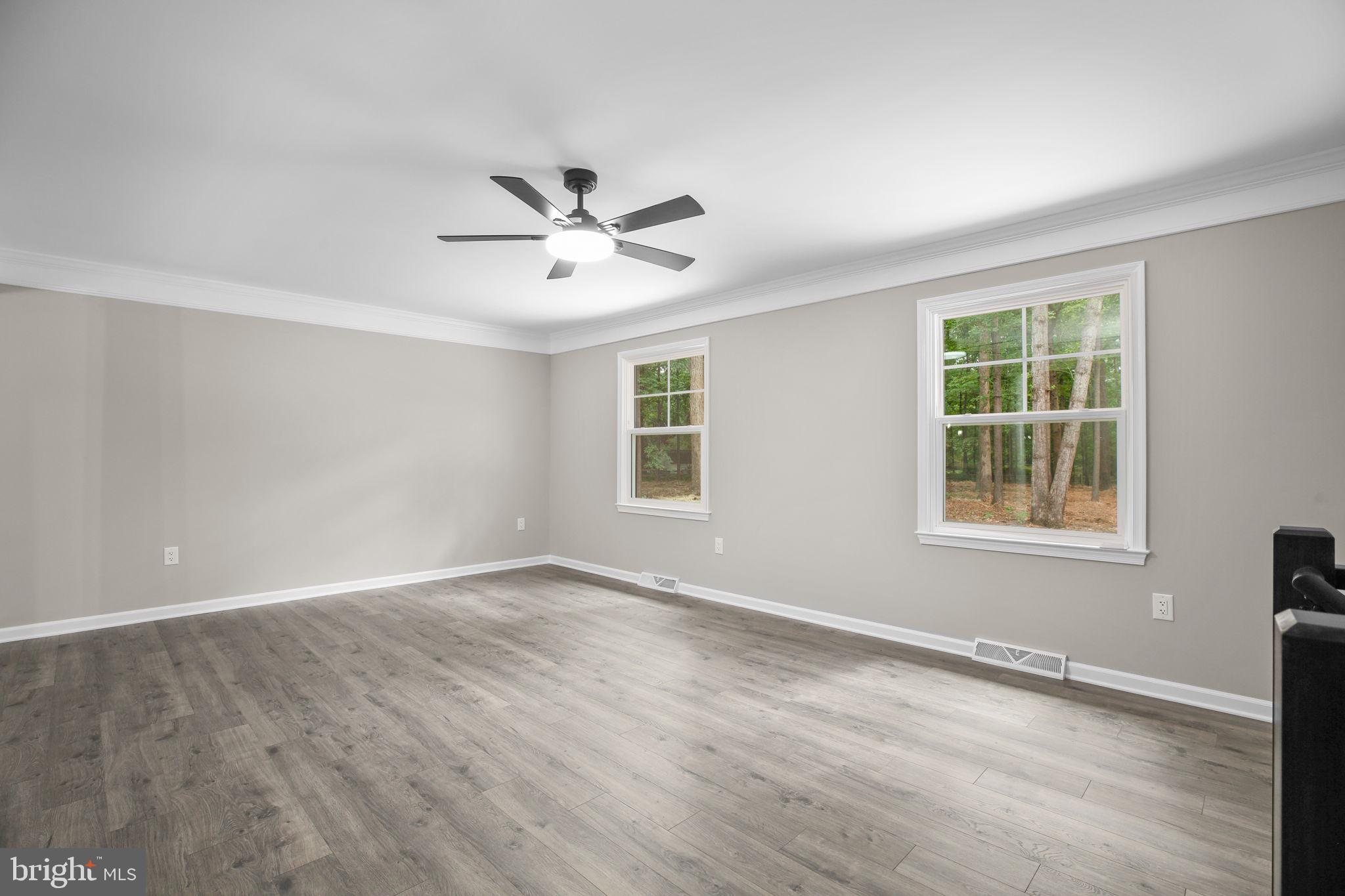 ELVERS(LEE'S HEADQUARTER) - Residential