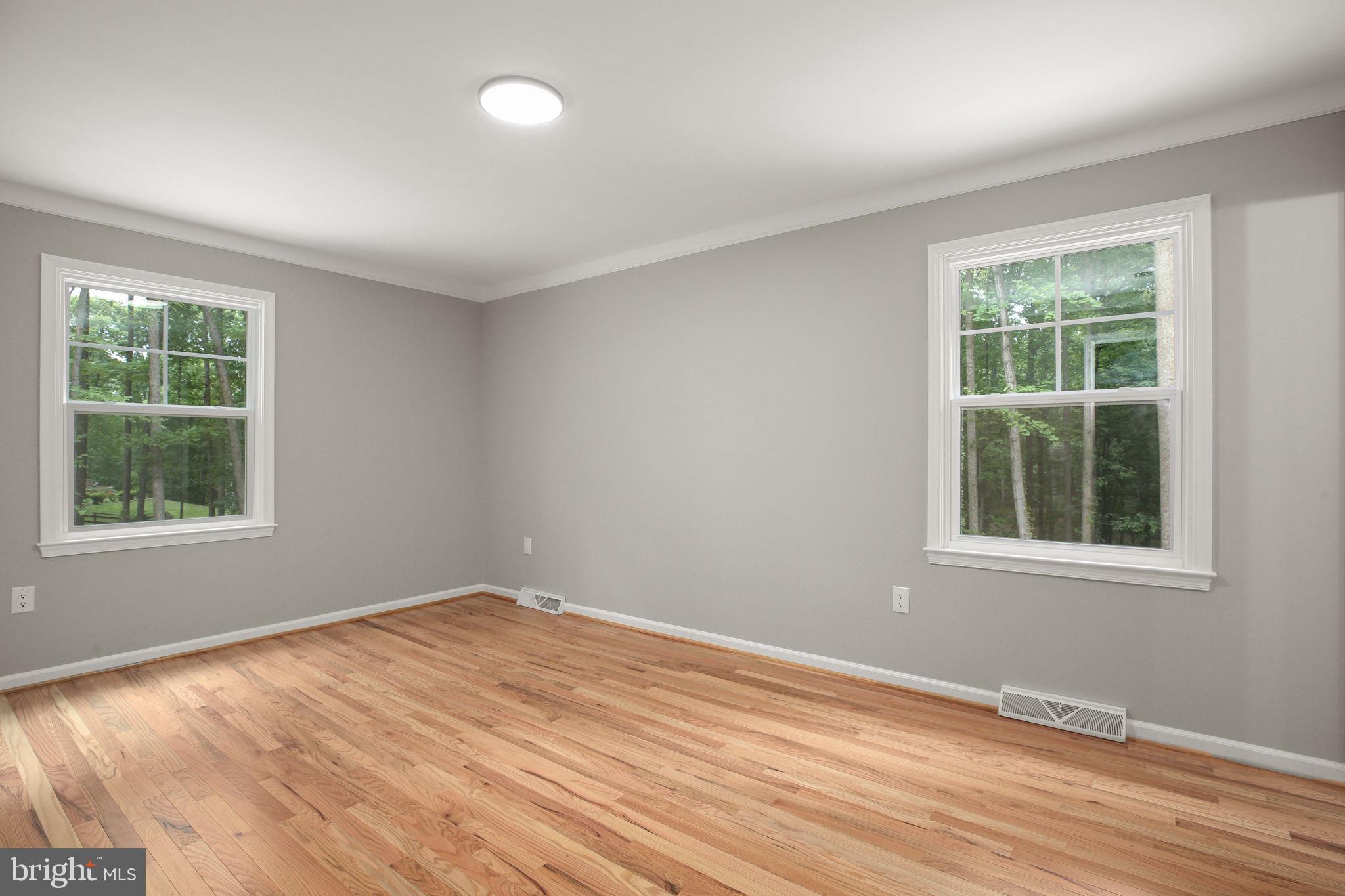 ELVERS(LEE'S HEADQUARTER) - Residential