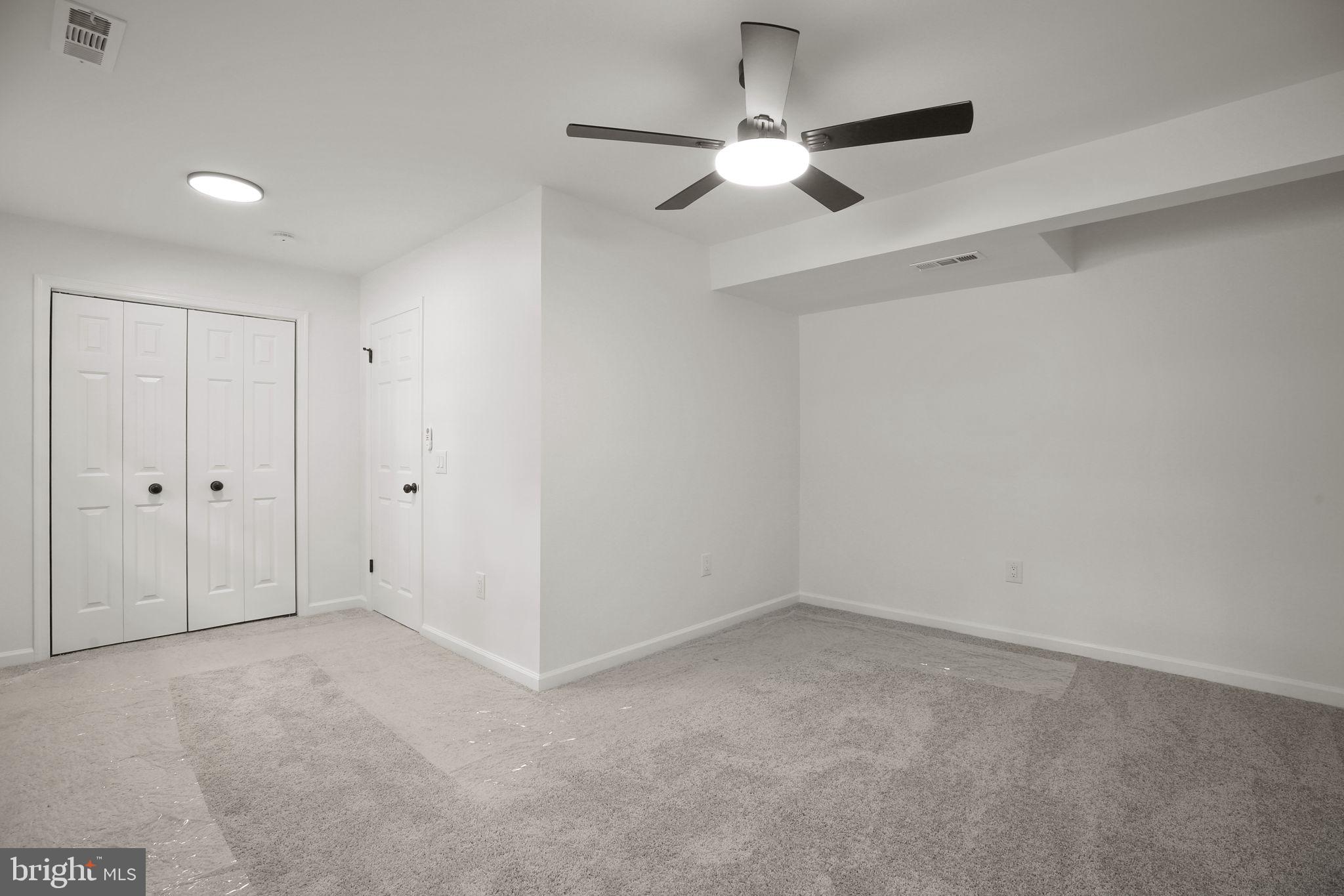 ELVERS(LEE'S HEADQUARTER) - Residential