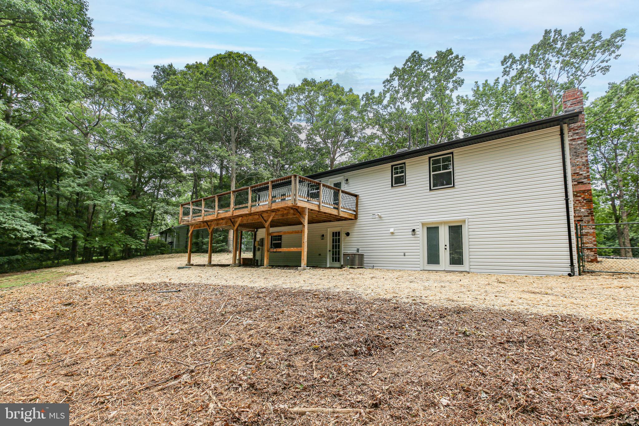 ELVERS(LEE'S HEADQUARTER) - Residential
