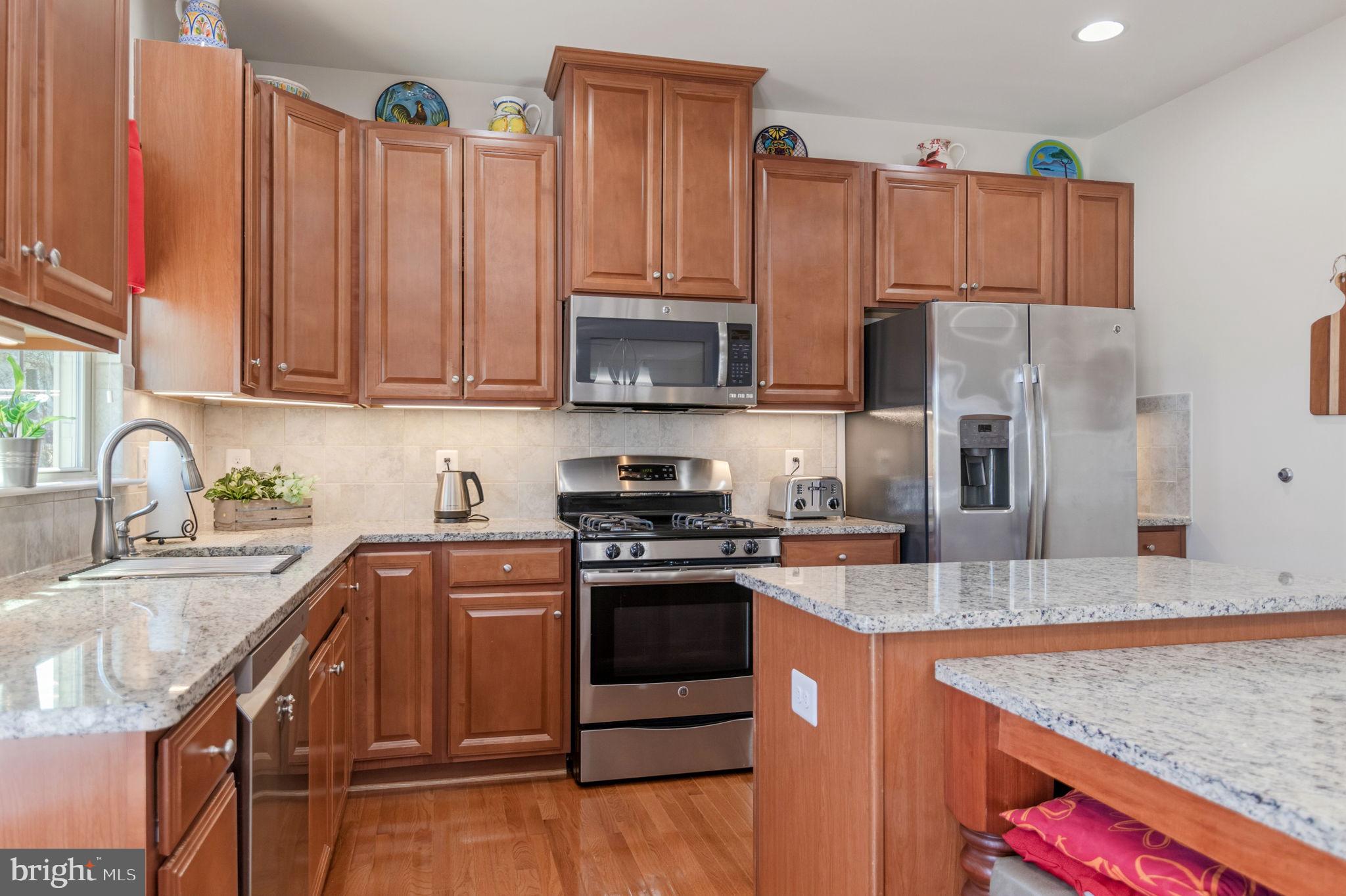 POTOMAC SHORES - Residential
