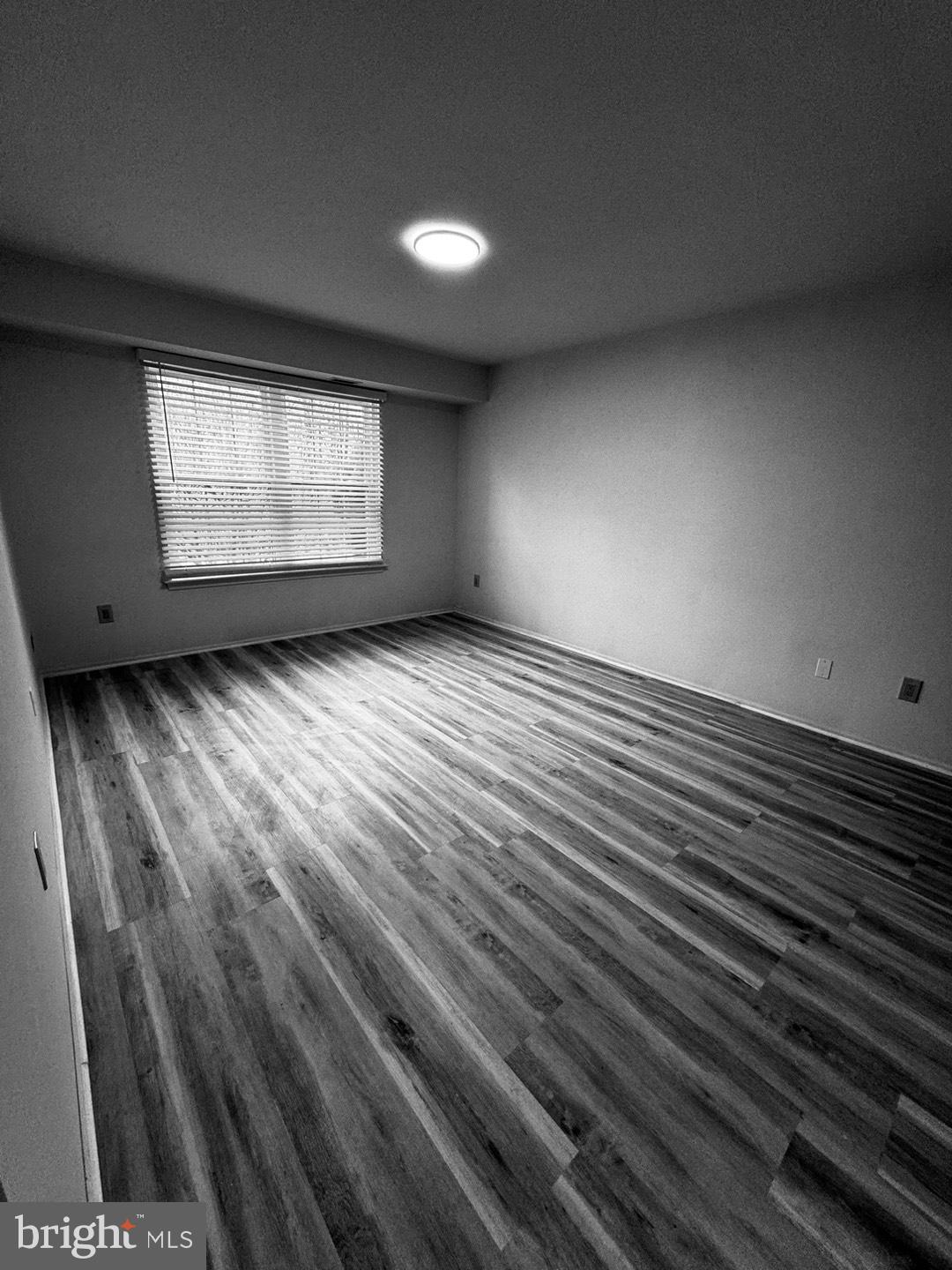 SOCIETY PL - Residential
