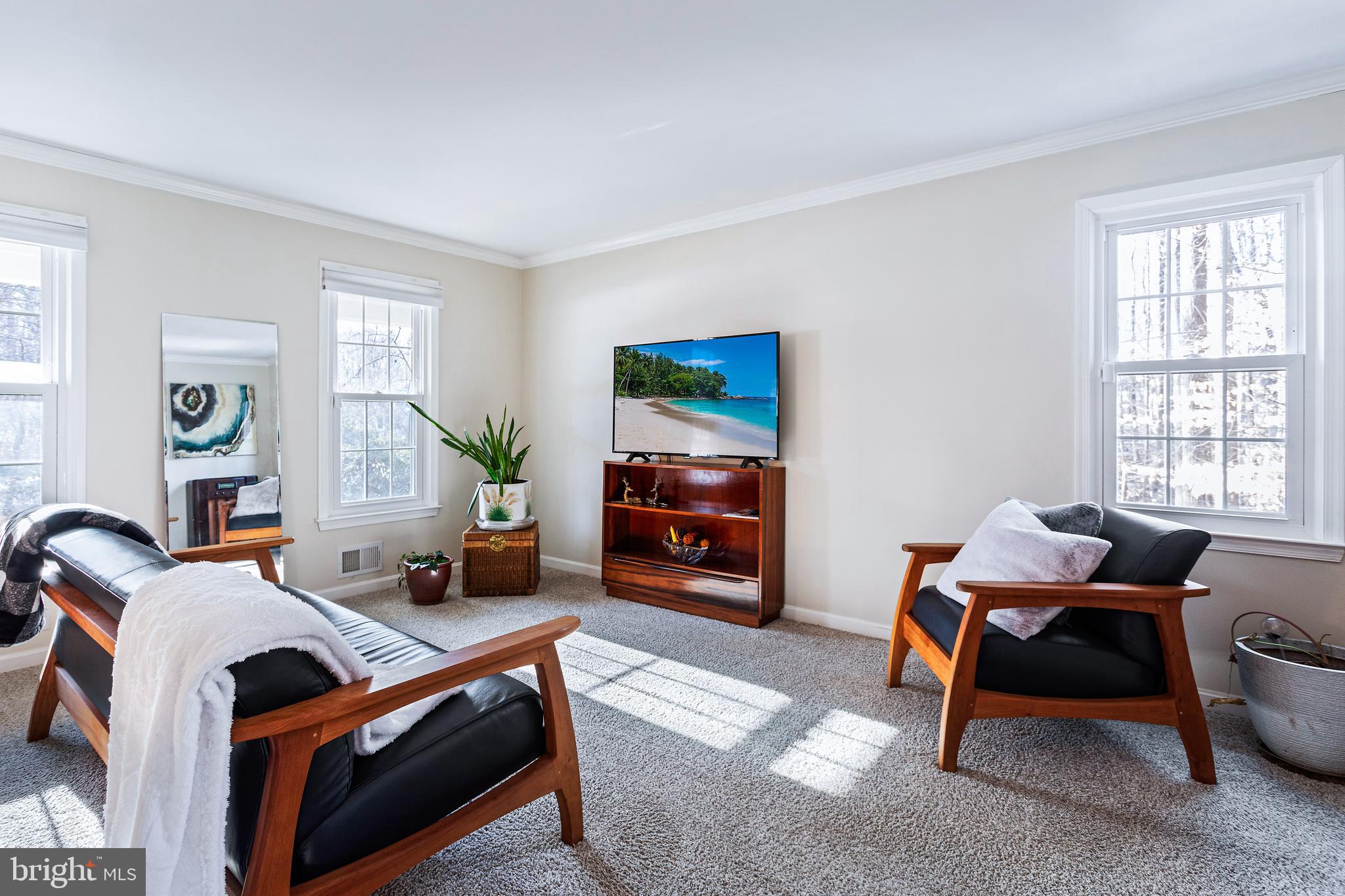 FAIRFAX STATION - Residential